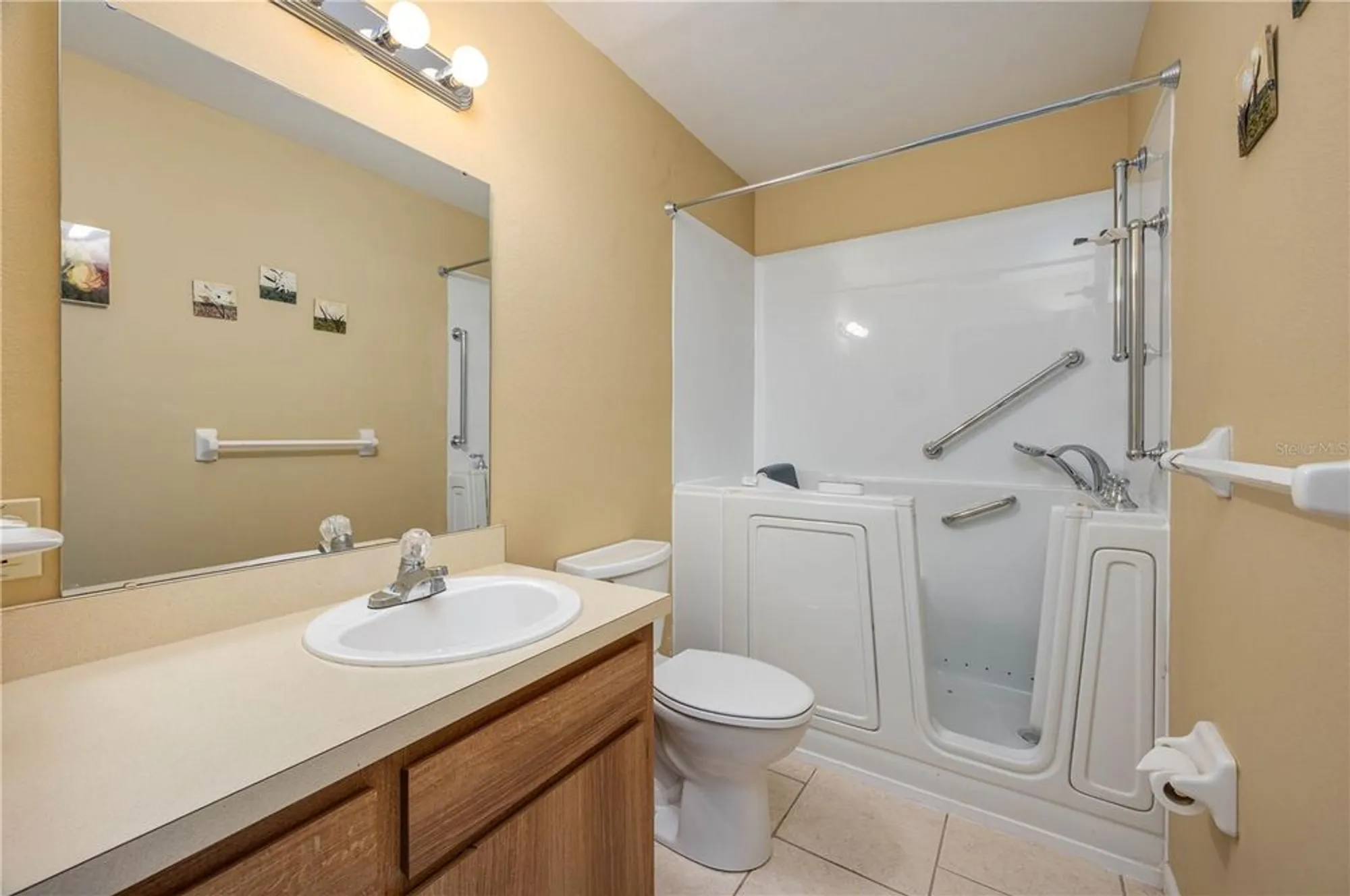 Property Slideshow image 32 of 38 | 3245 prairie dunes cir, Lakeland, FL, 33810