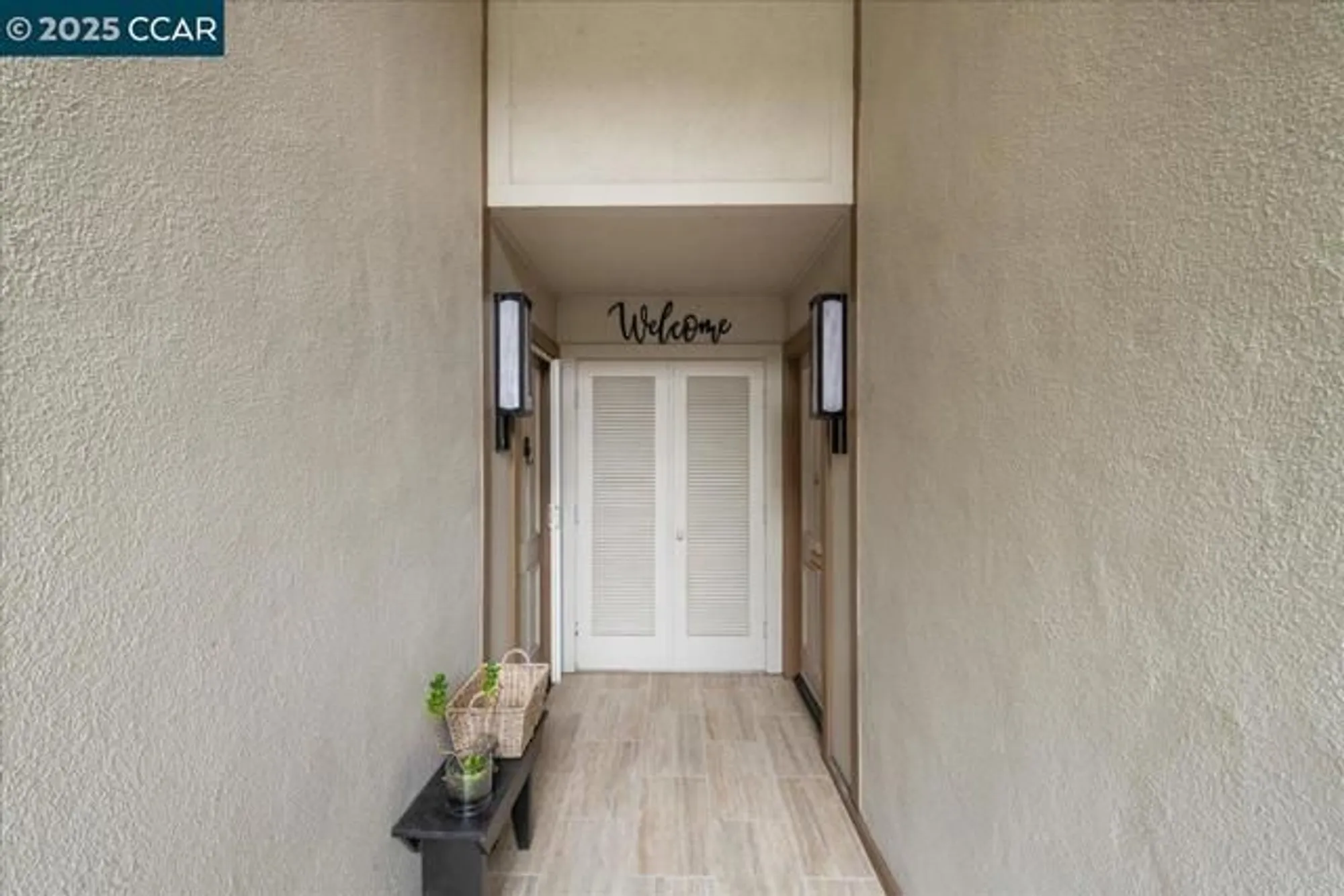 Property Slideshow image 6 of 60 | 1317 canyonwood ct 4, Walnut Creek, CA, 94595