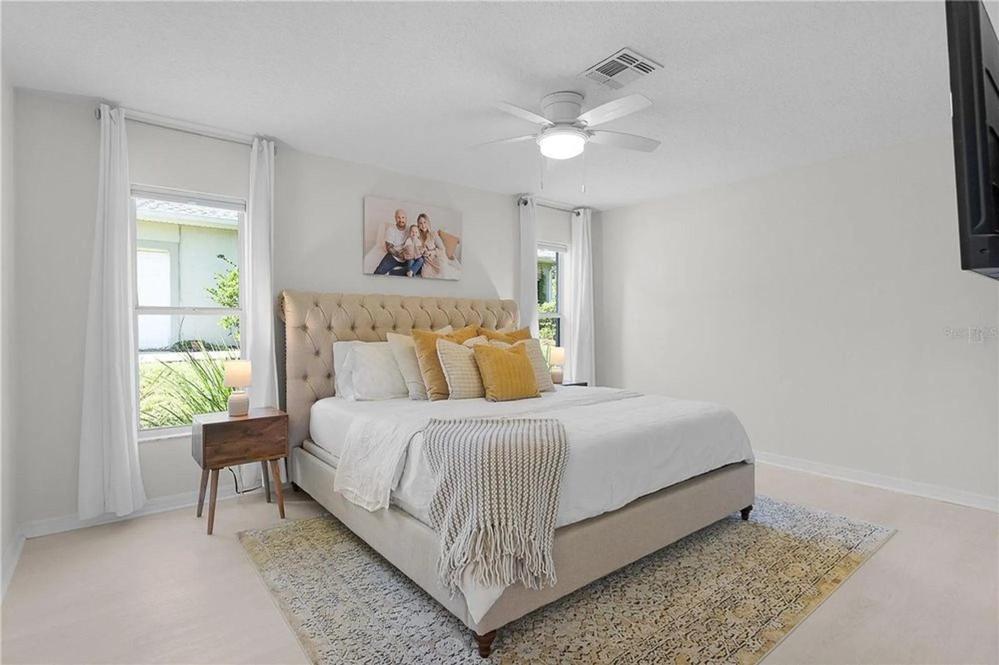 Property Slideshow image 34 of 86 | 5252 grove mnr, Lady Lake, FL, 32159