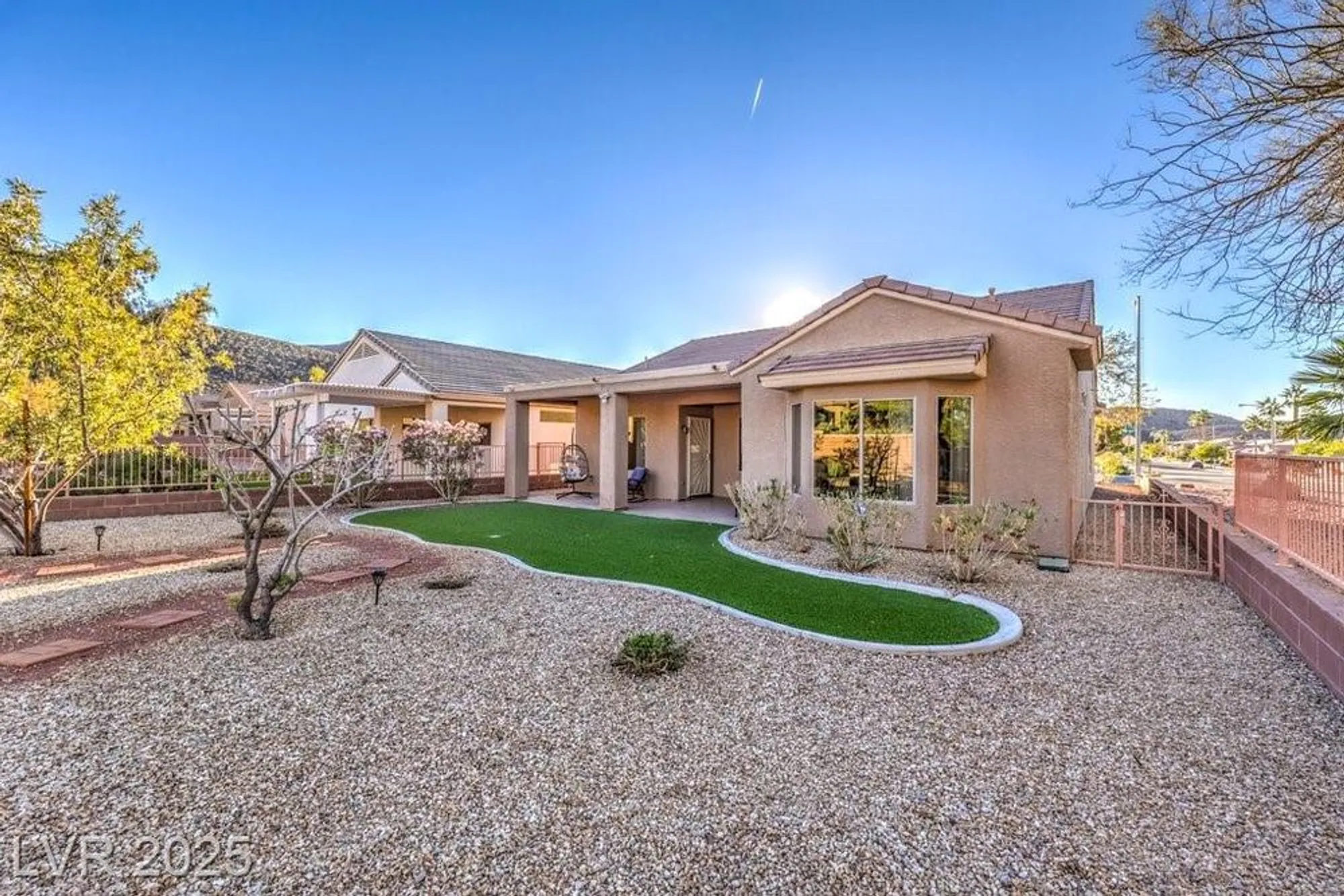 Property Slideshow image 49 of 64 | 1848 high mesa dr, Henderson, NV, 89012