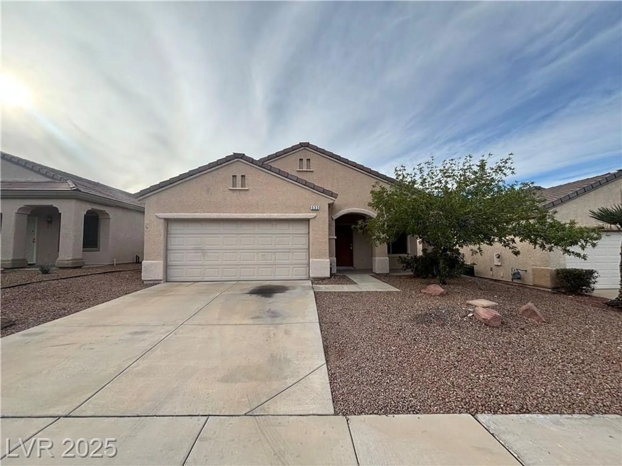 Property Slideshow image 1 of 15 | 533 kings links st, Henderson, NV, 89012