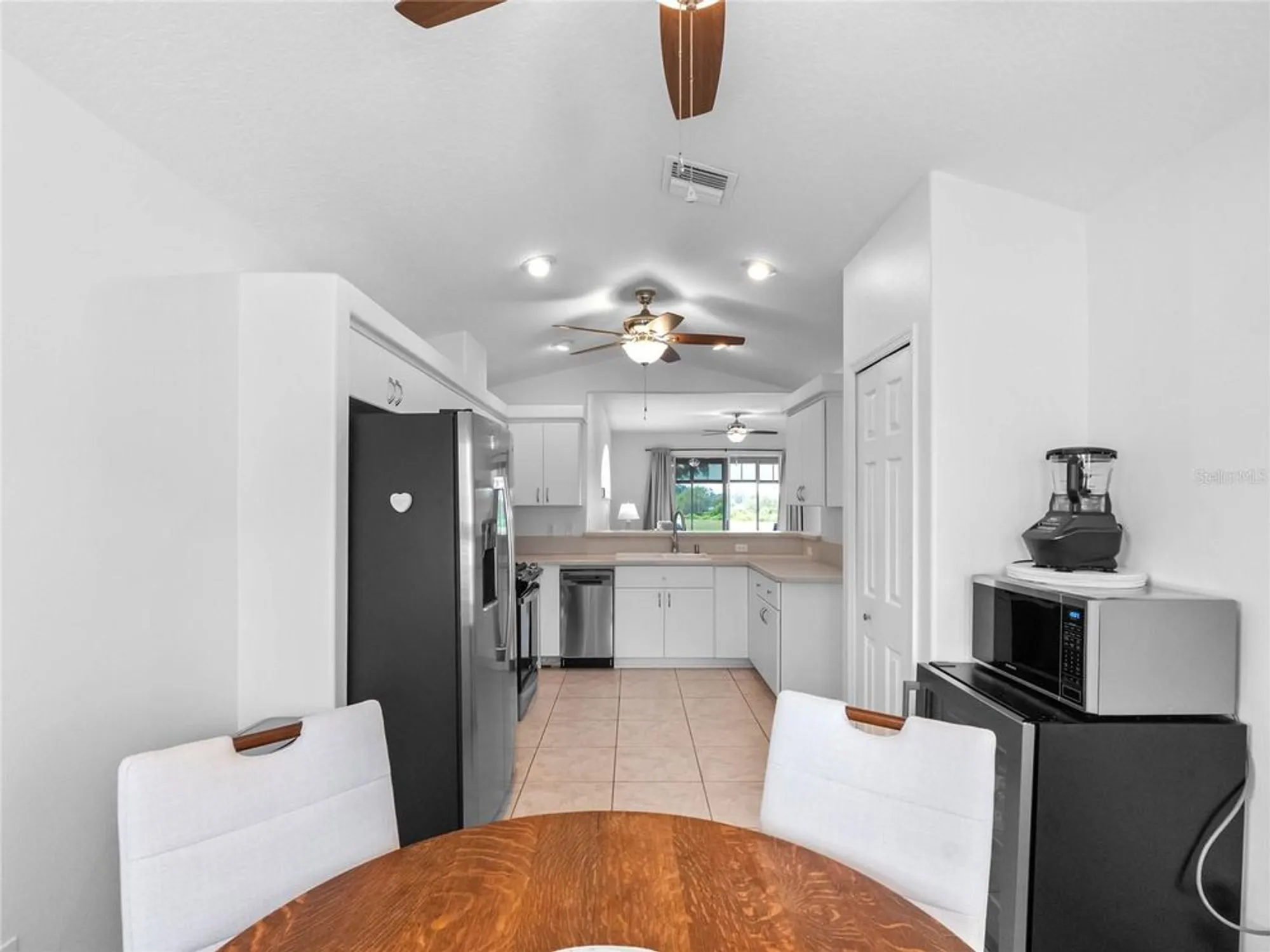 Property Slideshow image 21 of 61 | 5454 sir churchill dr, Leesburg, FL, 34748