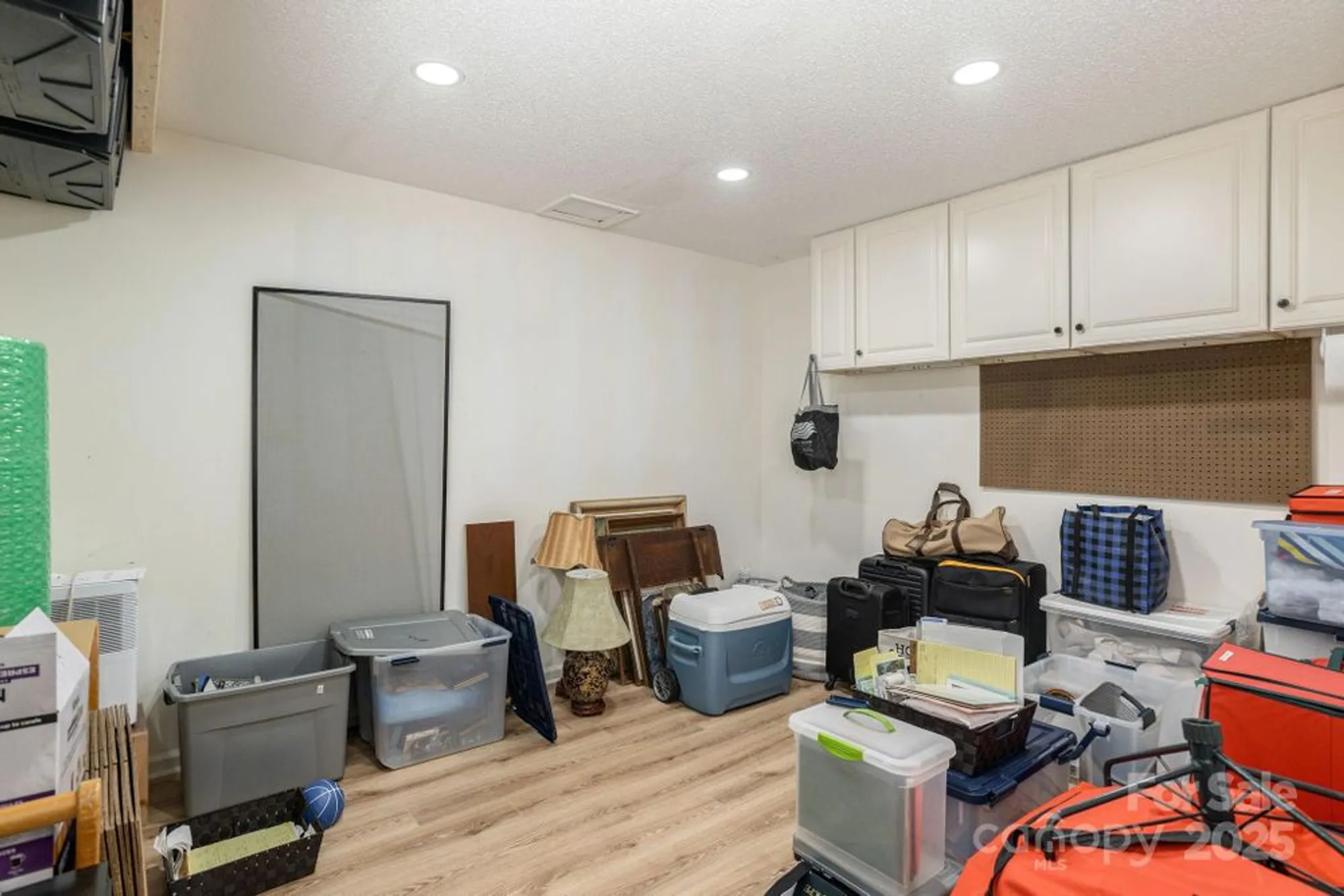 Property Slideshow image 33 of 39 | 210 claymoor ct 1, Flat Rock, NC, 28731