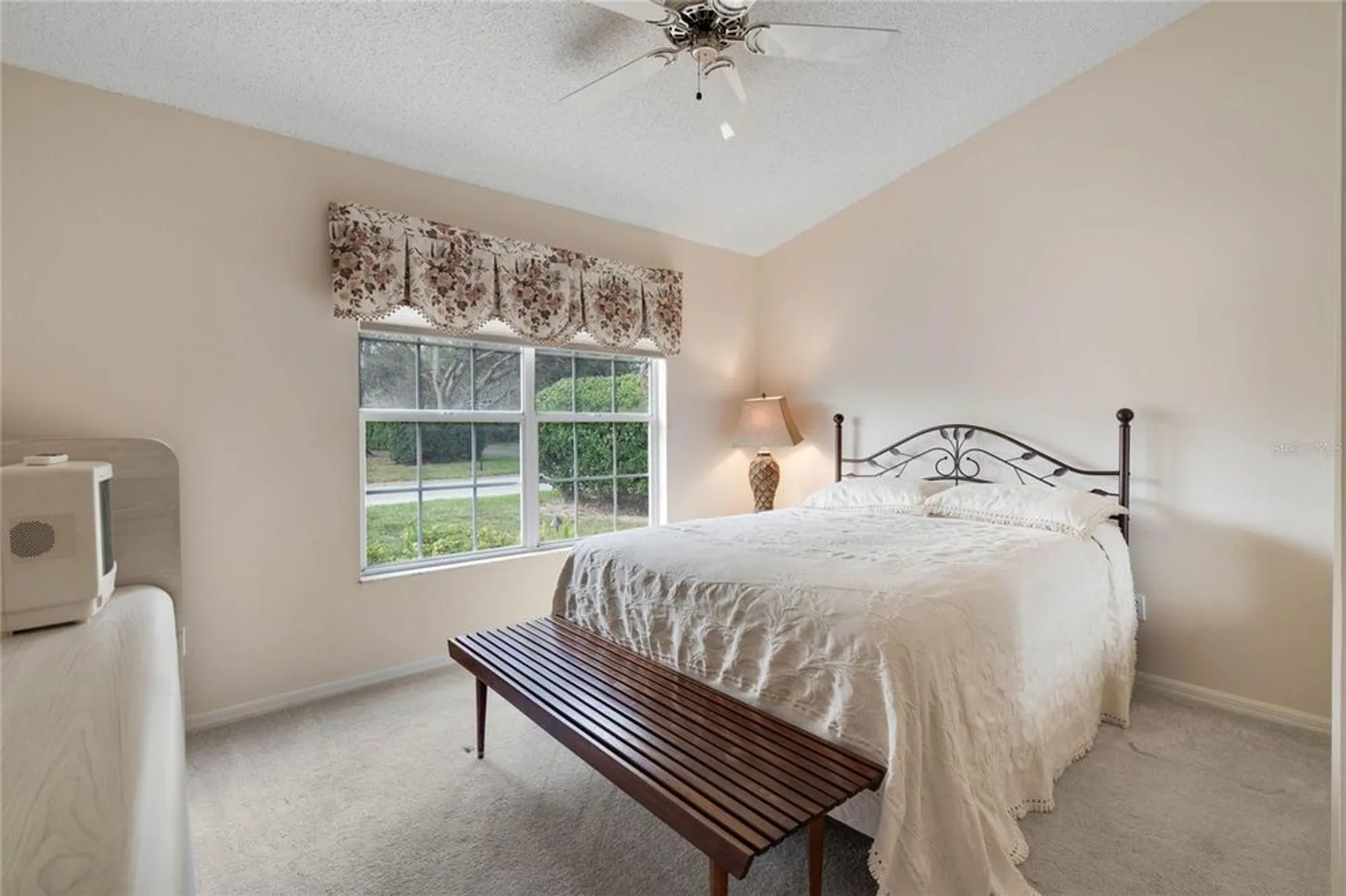 Property Slideshow image 28 of 59 | 25274 lost oak cir, Leesburg, FL, 34748