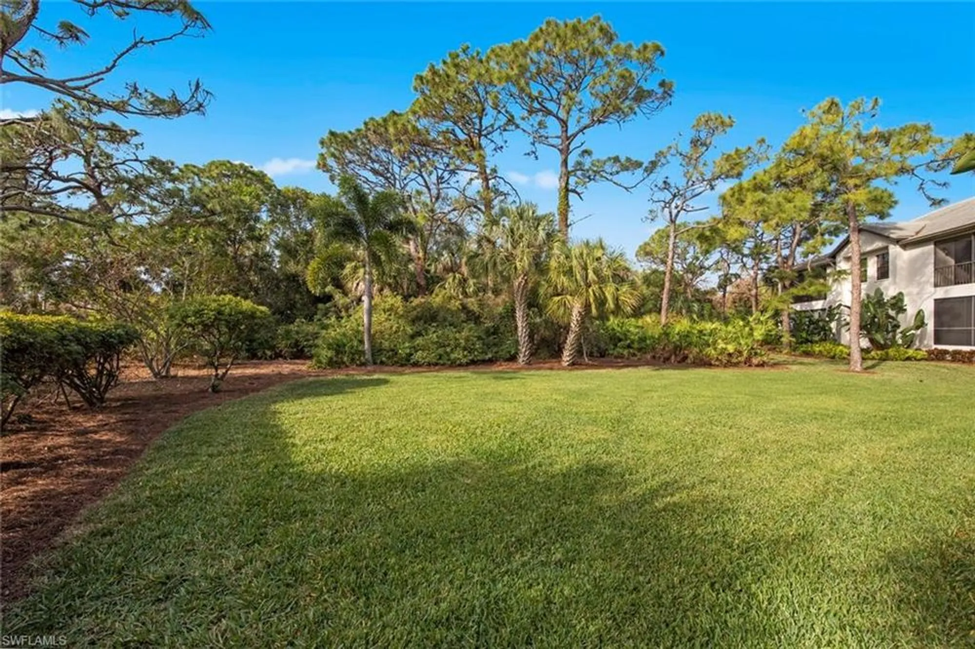 Property Slideshow image 39 of 40 | 27031 oakwood lake dr 201, Bonita Springs, FL, 34134