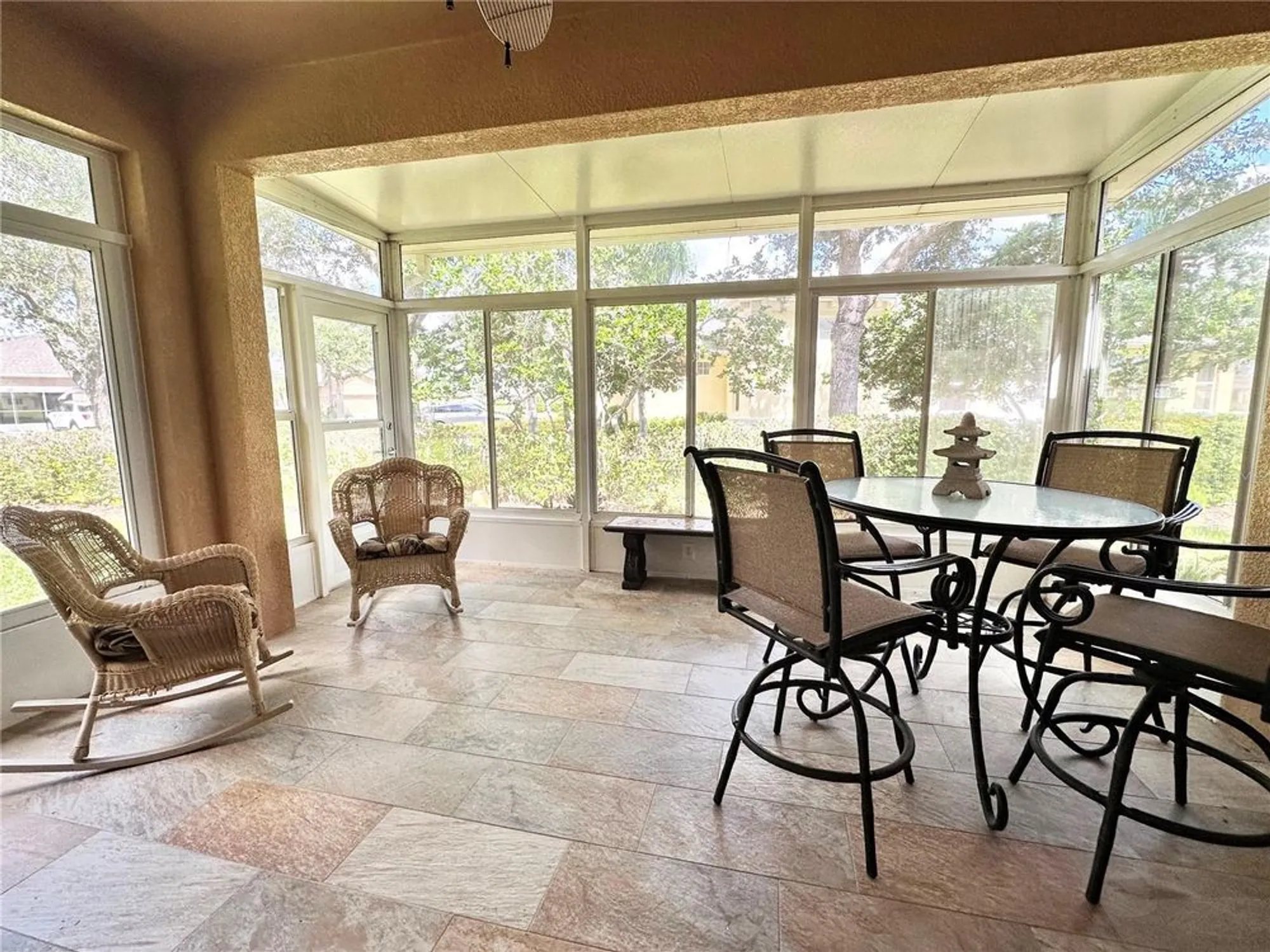 Property Slideshow image 8 of 25 | 2037 sifield greens way, Sun City Center, FL, 33573