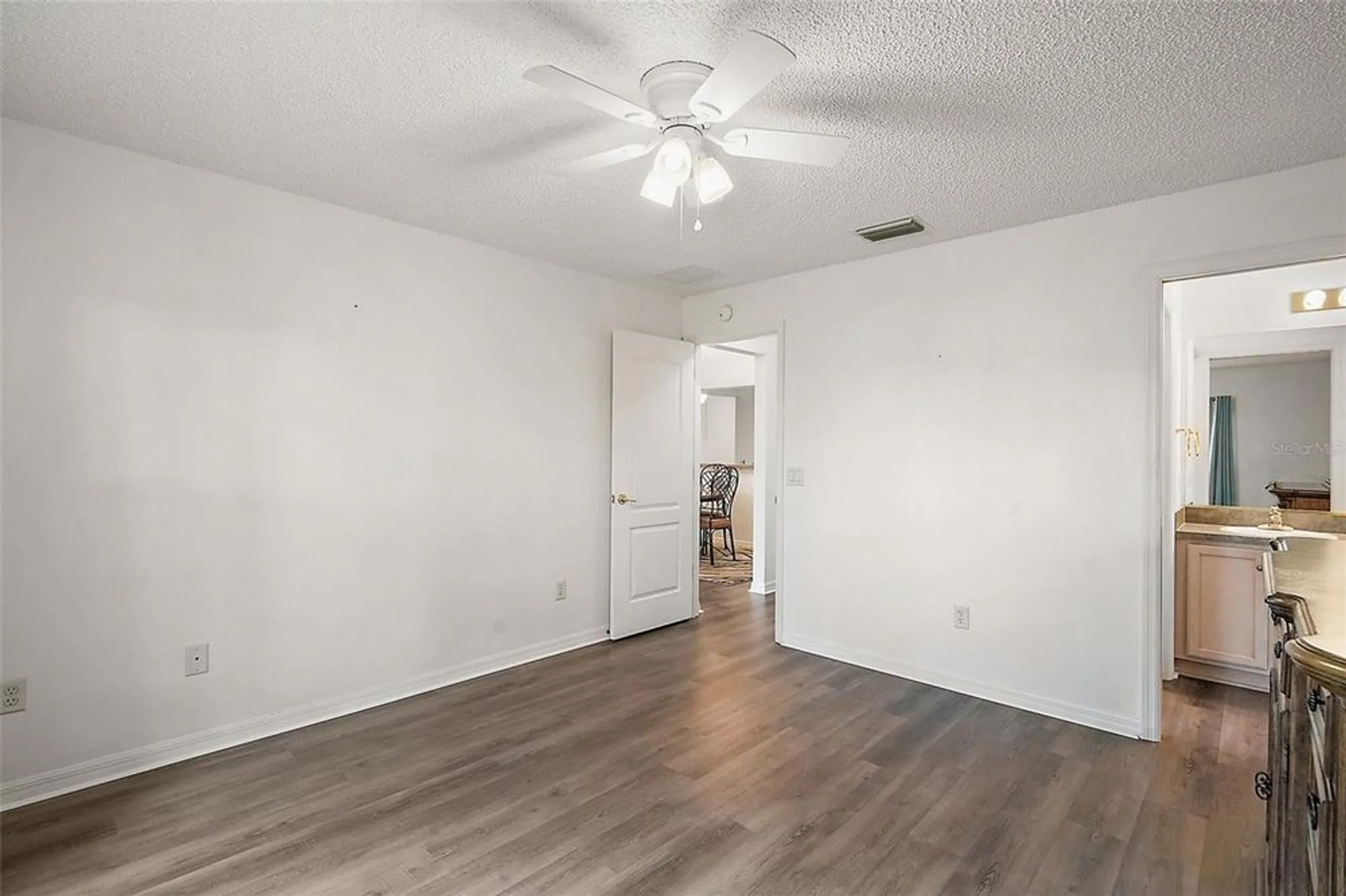 Property Slideshow image 17 of 21 | 17238 se 94th coults cir, The Villages, FL, 32162