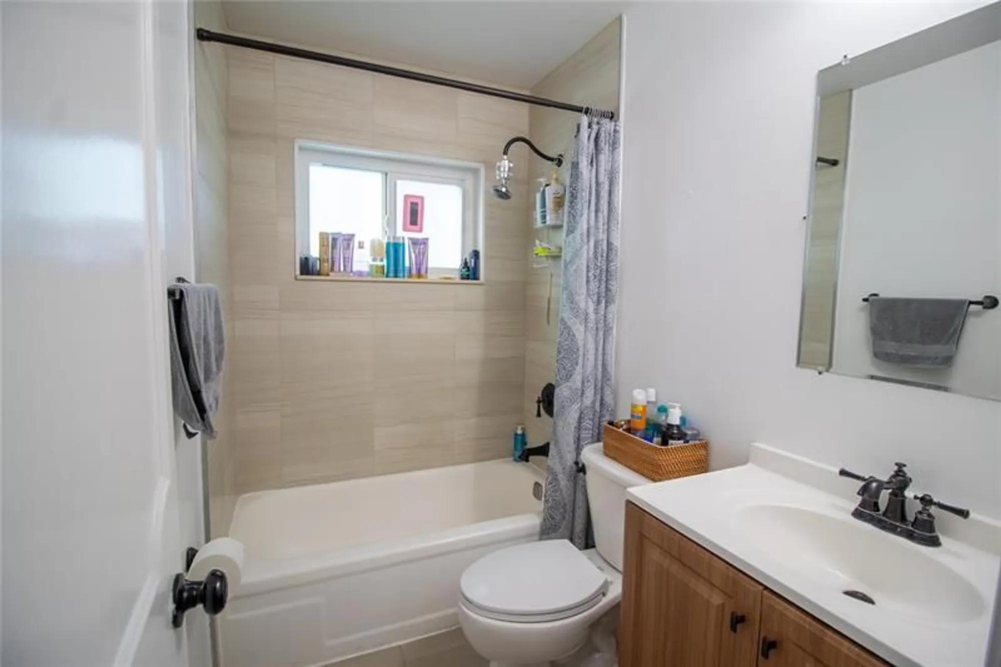 Property Slideshow image 24 of 46 | 730 nw 75th ave, Margate, FL, 33063