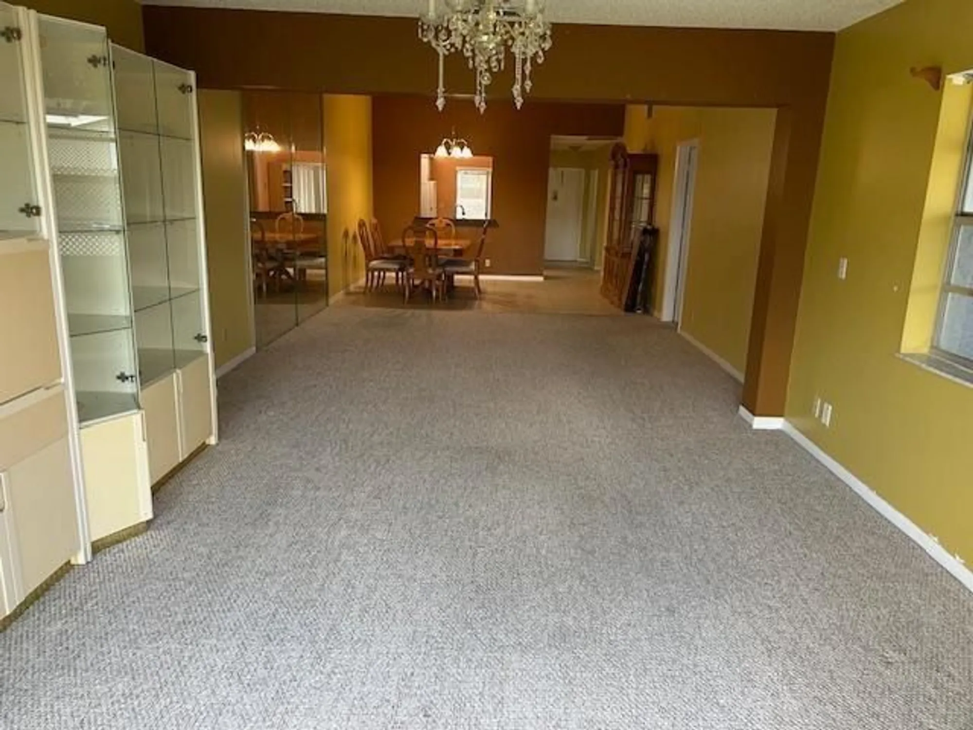 Property Slideshow image 4 of 19 | 4210 lucerne villas ln # 4210, Lake Worth, FL, 33467