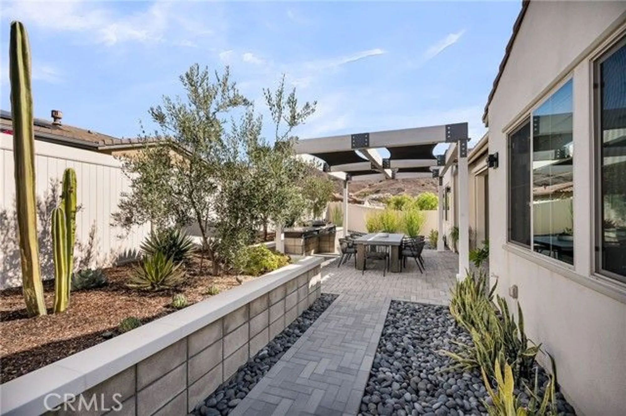 Property Slideshow image 33 of 44 | 11686 oakton way, Corona, CA, 92883