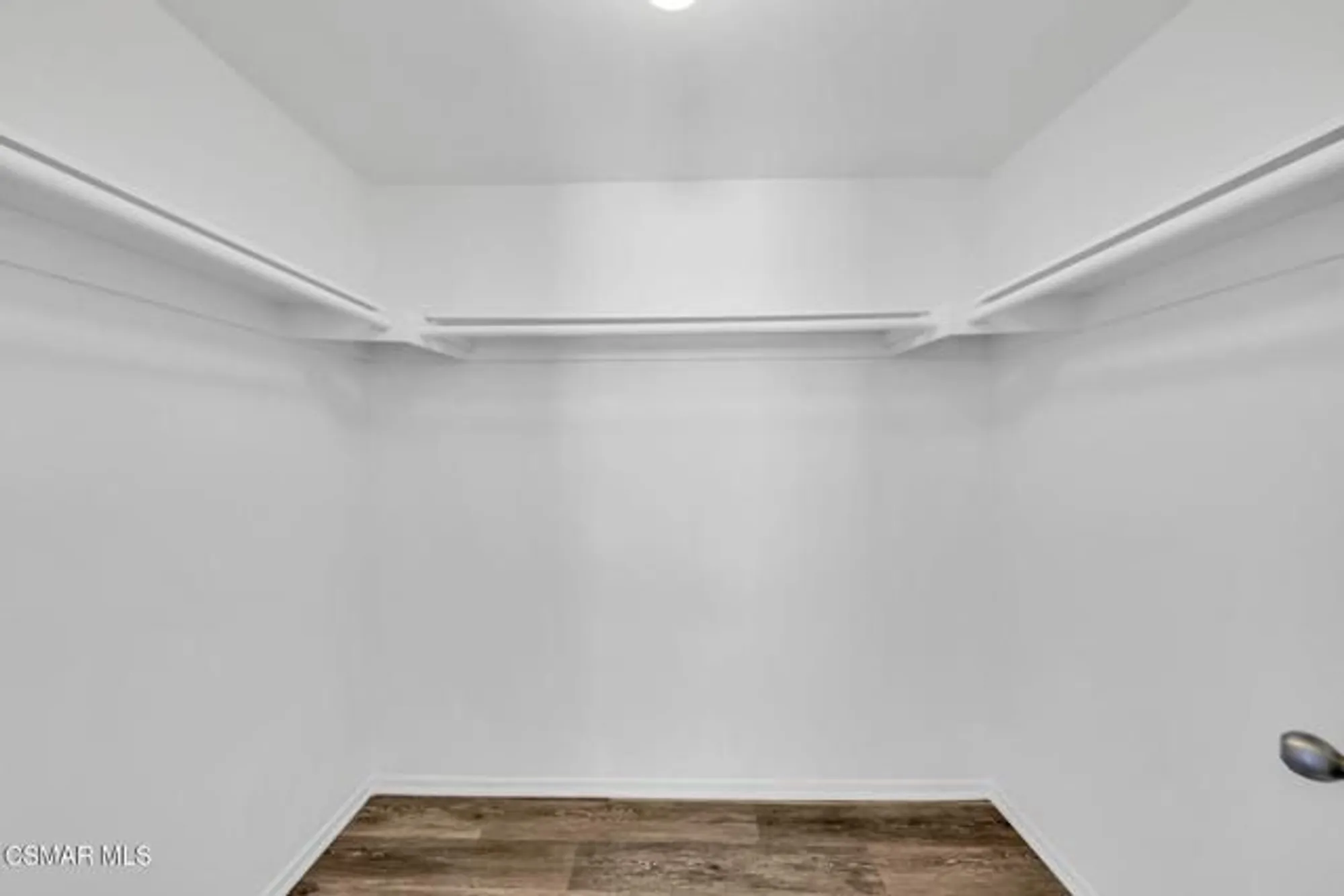 Property Slideshow image 23 of 52 | 224 oakleaf dr apt 102, Thousand Oaks, CA, 91360