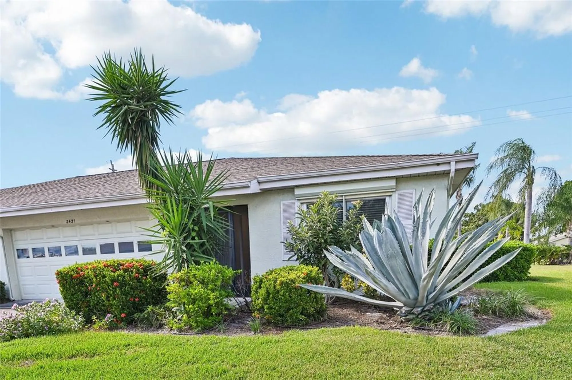 Property Slideshow image 55 of 55 | 2421 lancaster dr, Sun City Center, FL, 33573