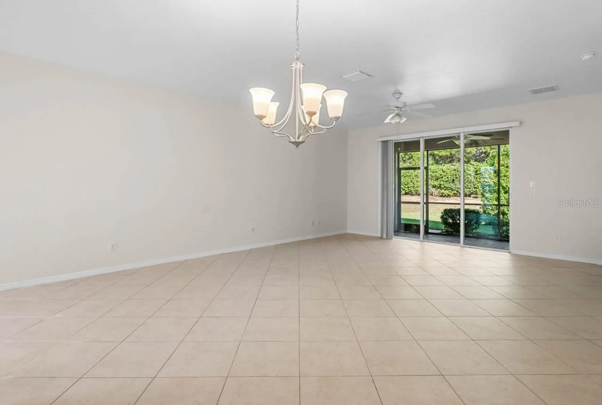 Property Slideshow image 10 of 47 | 16252 amethyst key dr, Wimauma, FL, 33598