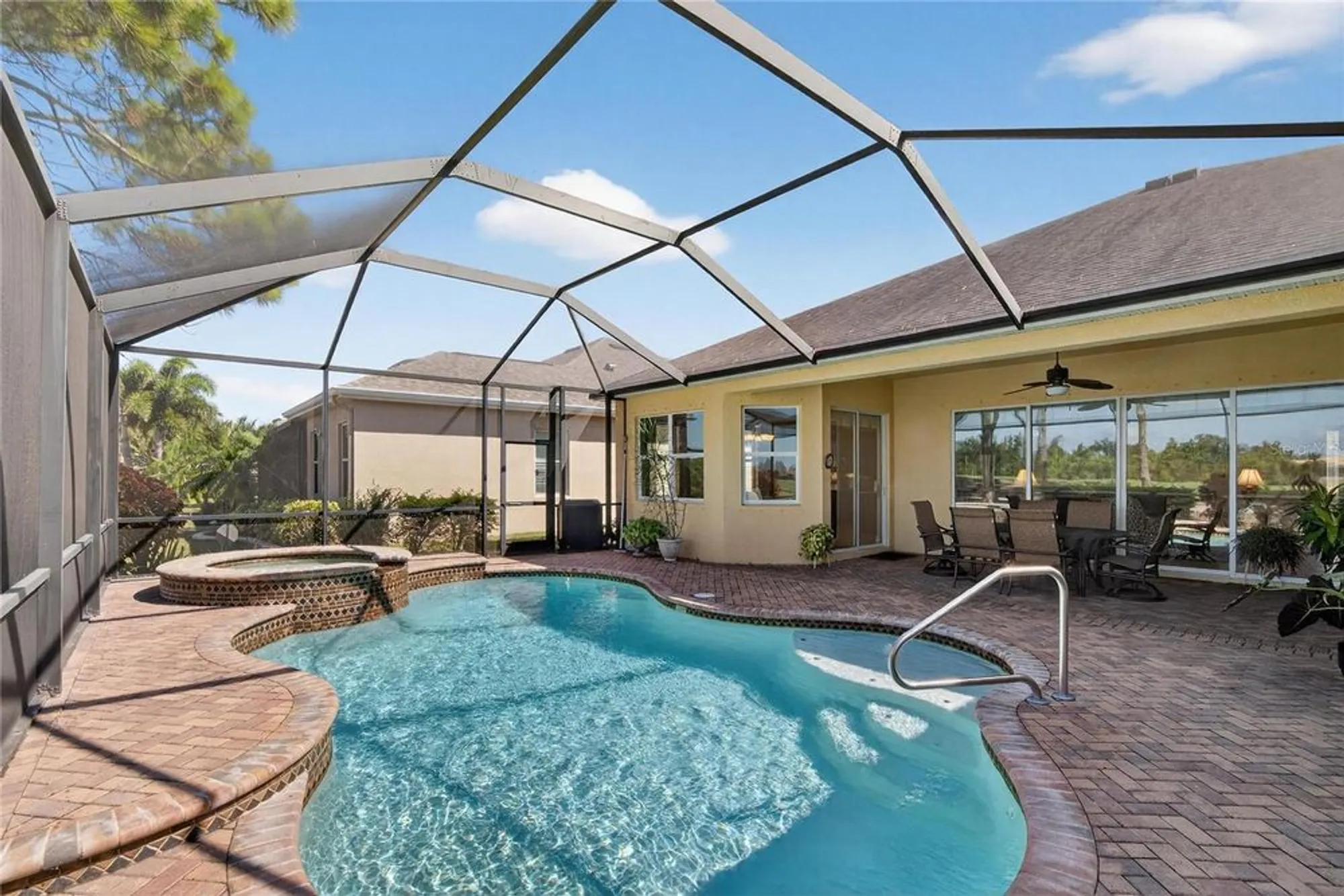 Property Slideshow image 45 of 88 | 1616 emerald dunes dr, Sun City Center, FL, 33573