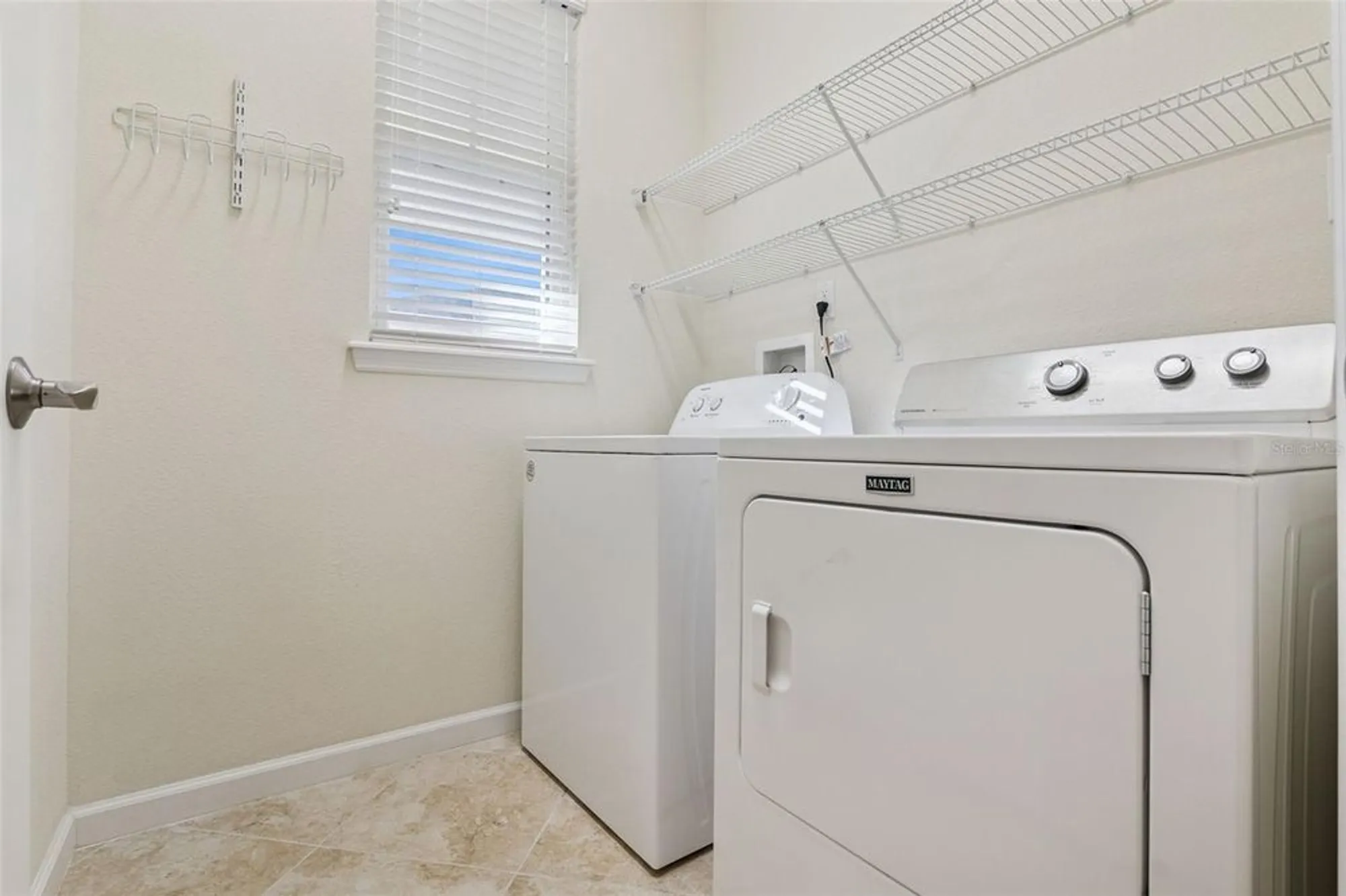 Property Slideshow image 24 of 47 | 404 tisbury ct, Deland, FL, 32724
