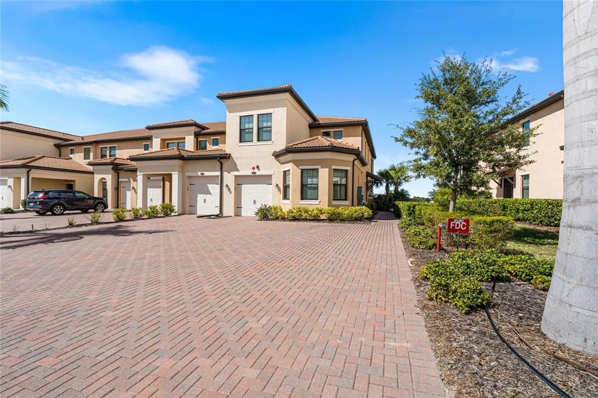 Property Slideshow image 2 of 74 | 10038 crooked creek dr unit 103, Venice, FL, 34293