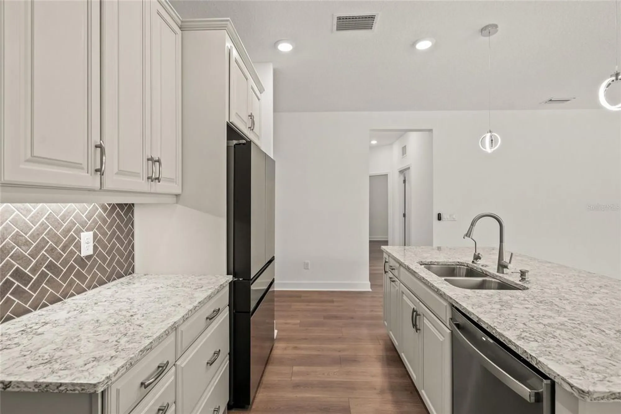 Property Slideshow image 9 of 46 | 16308 mount holly dr, Bradenton, FL, 34211