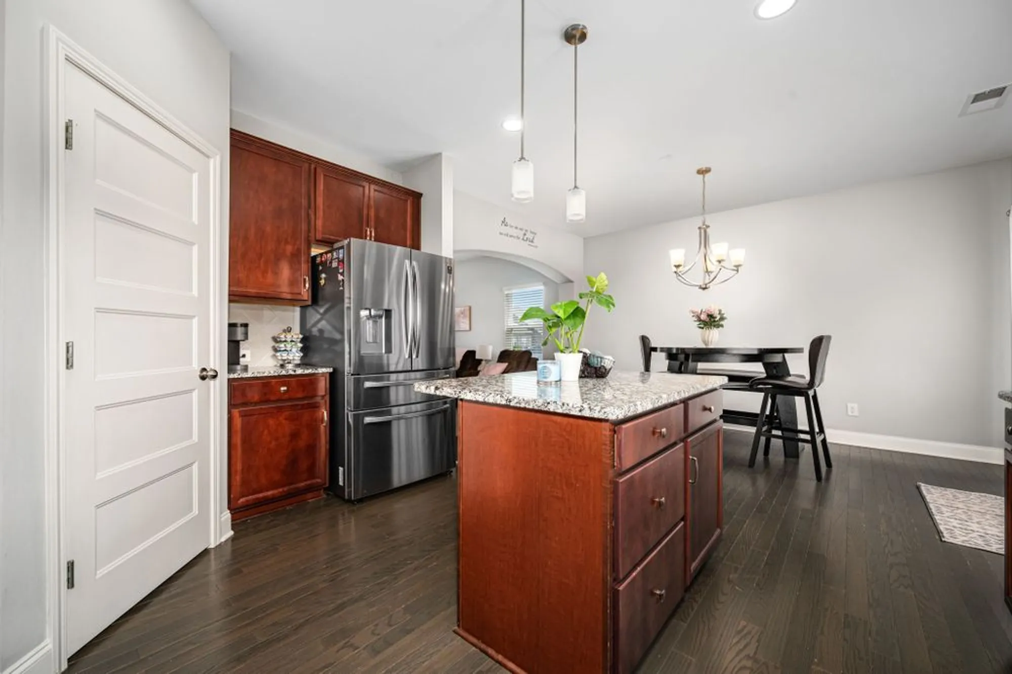 Property Slideshow image 12 of 31 | 1629 summit rdg, Lebanon, TN, 37090