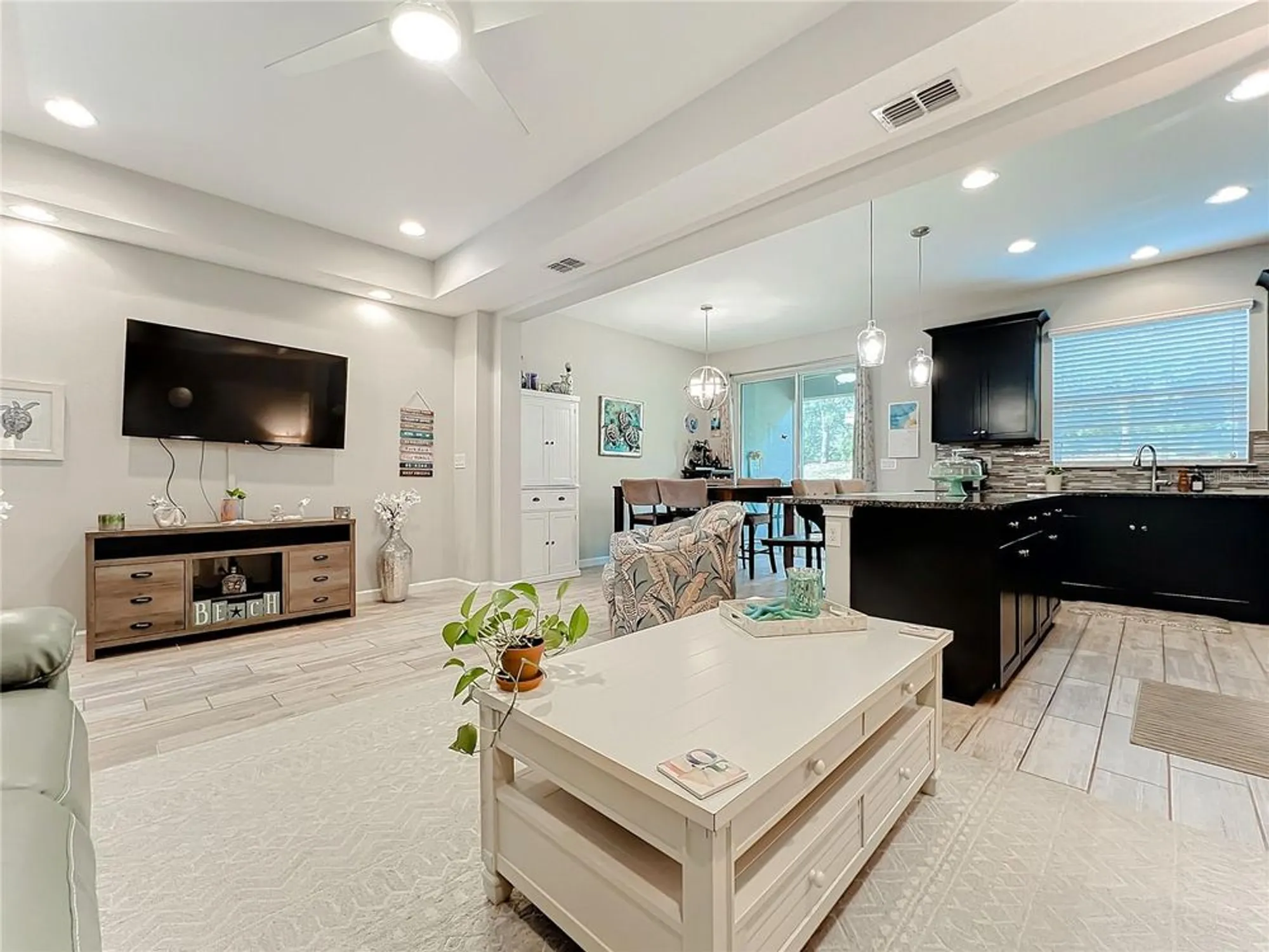 Property Slideshow image 8 of 38 | 12455 trailhead dr, Bradenton, FL, 34211