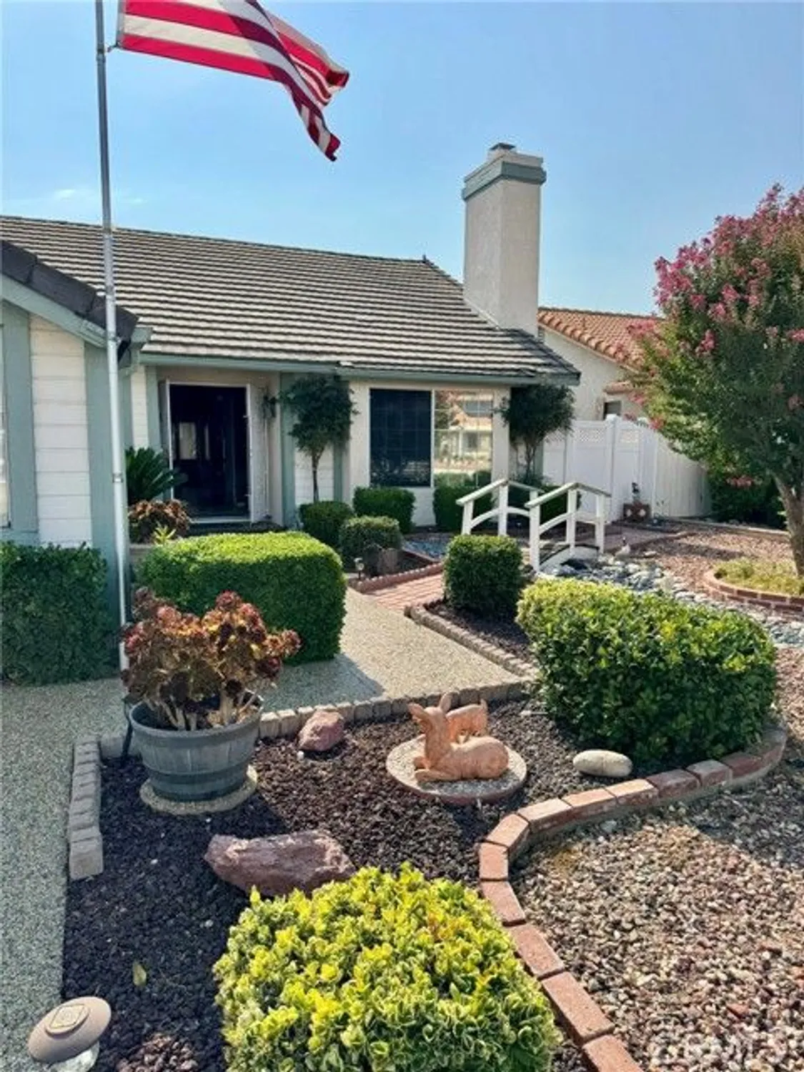 Property Slideshow image 4 of 40 | 29383 lake forest dr, Menifee, CA, 92586