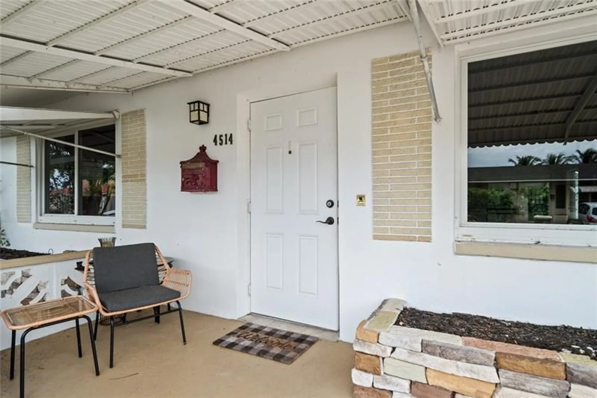 Property Slideshow image 3 of 31 | 4514 nw 49th dr, Tamarac, FL, 33319