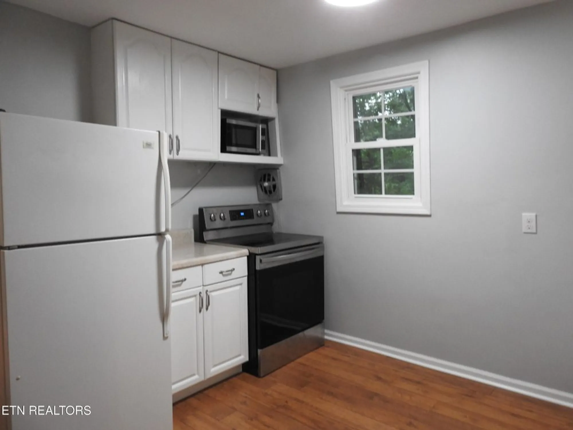 Property Slideshow image 26 of 42 | 244 rugby rd, Crossville, TN, 38558