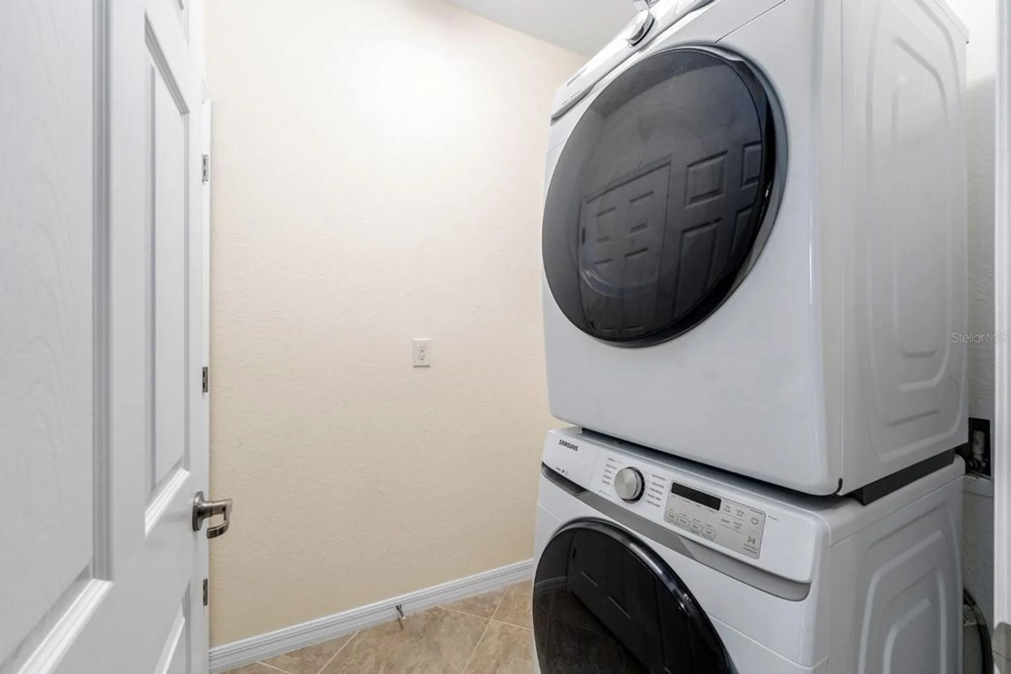 Property Slideshow image 25 of 41 | 933 tidewater shores loop # 722, Bradenton, FL, 34208