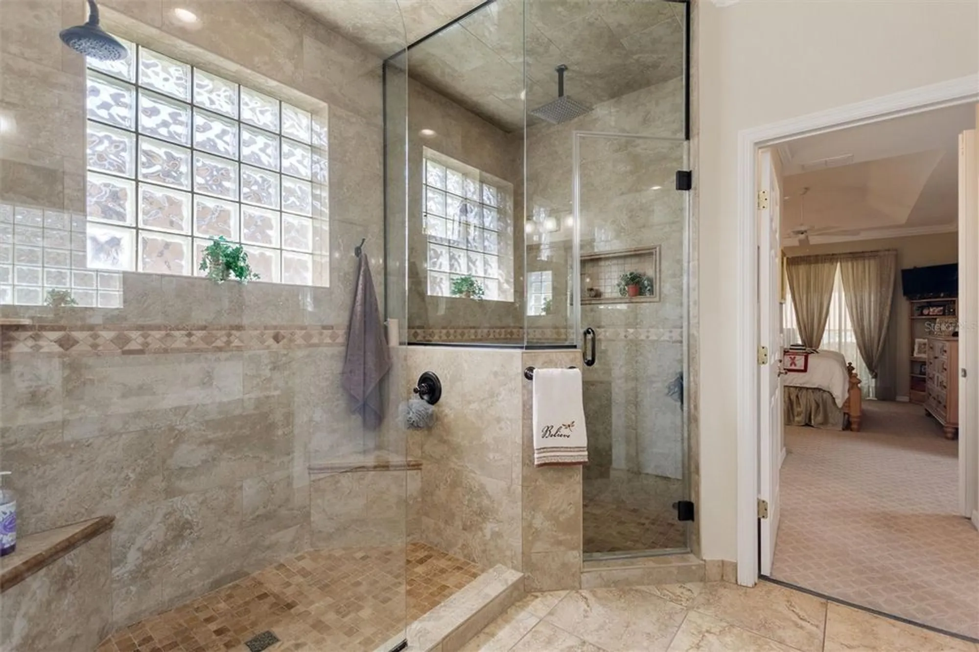 Property Slideshow image 12 of 63 | 205 cunningham dr, Davenport, FL, 33837