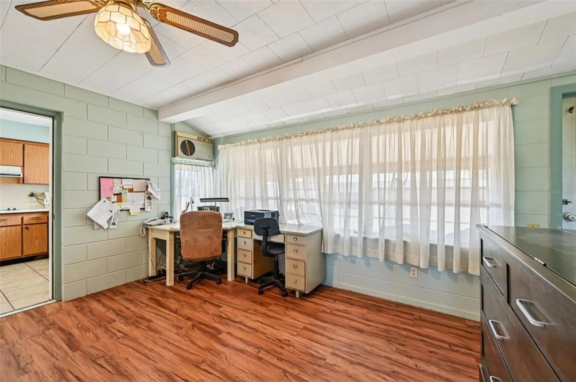 Property Slideshow image 12 of 48 | 722 tam o shanter ave, Sun City Center, FL, 33573