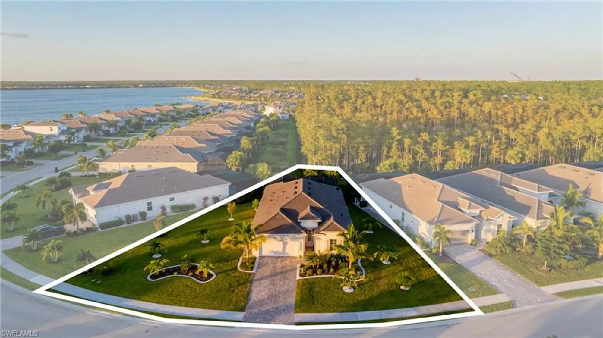 Property Slideshow image 6 of 40 | 13543 blue bay cir, Fort Myers, FL, 33913