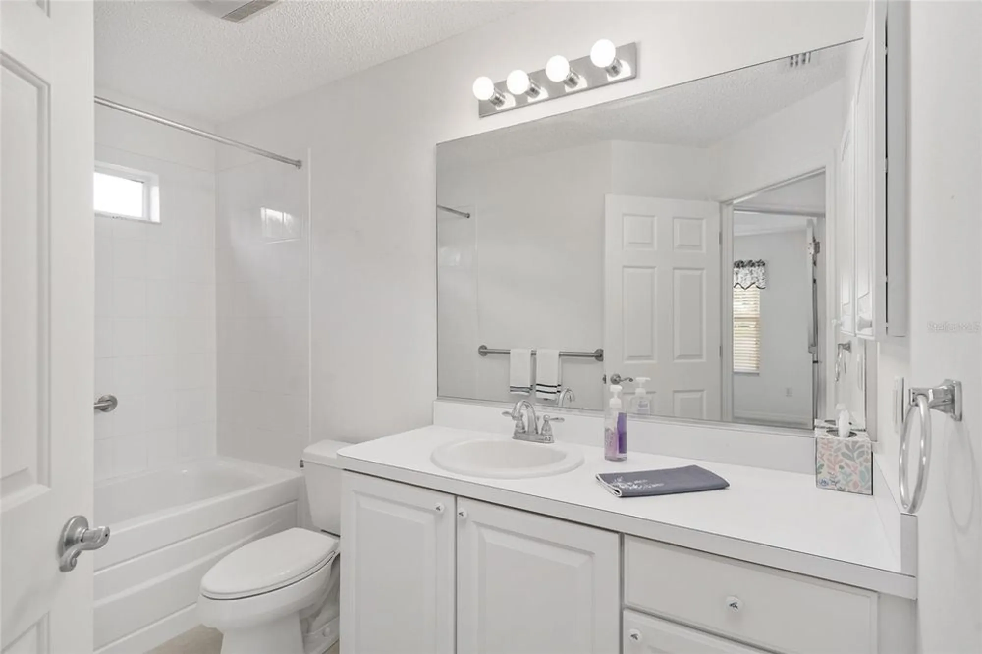 Property Slideshow image 50 of 72 | 560 smithfield pl, The Villages, FL, 32162