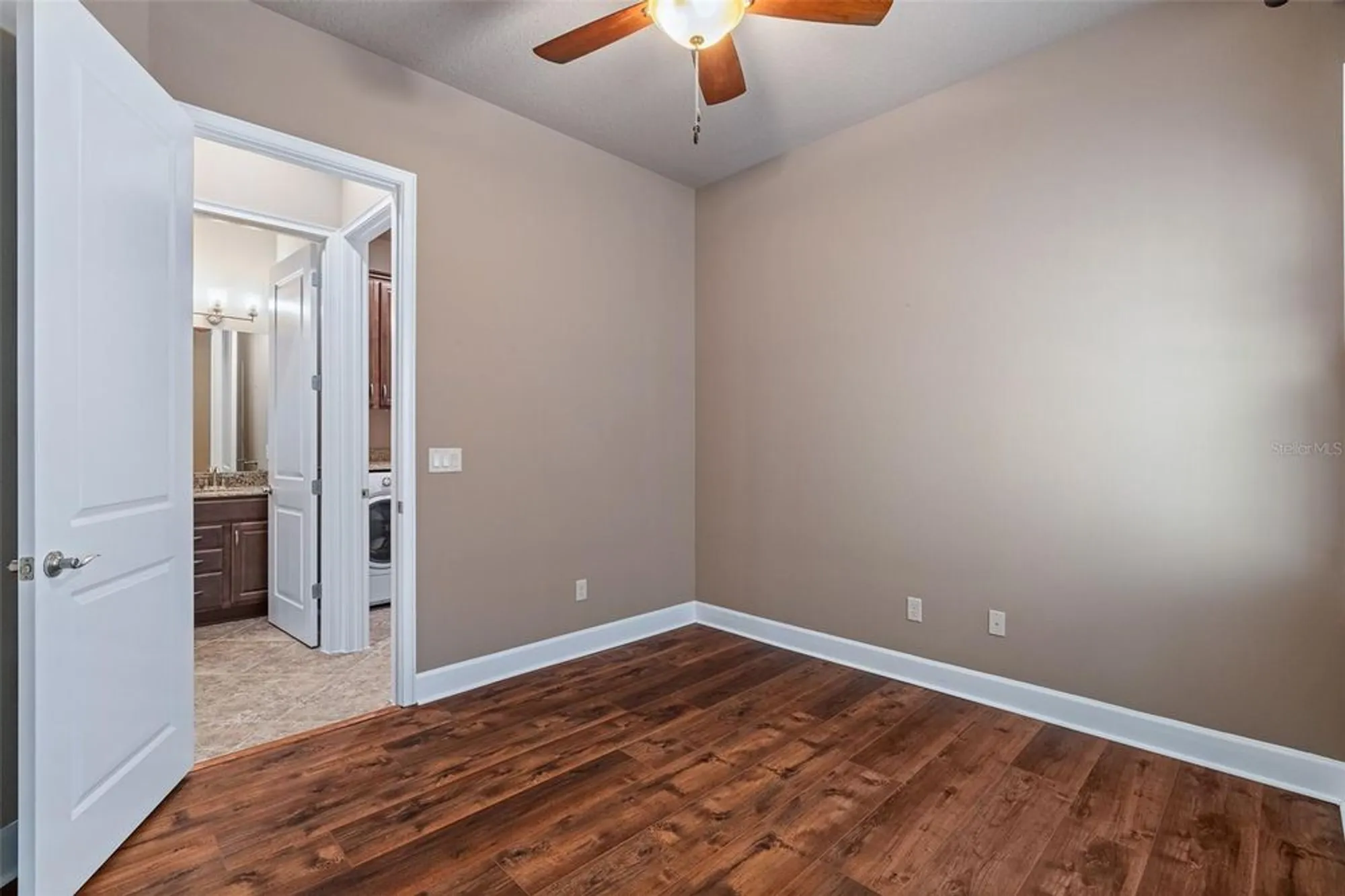 Property Slideshow image 30 of 62 | 829 pinewood dr, Ormond Beach, FL, 32174