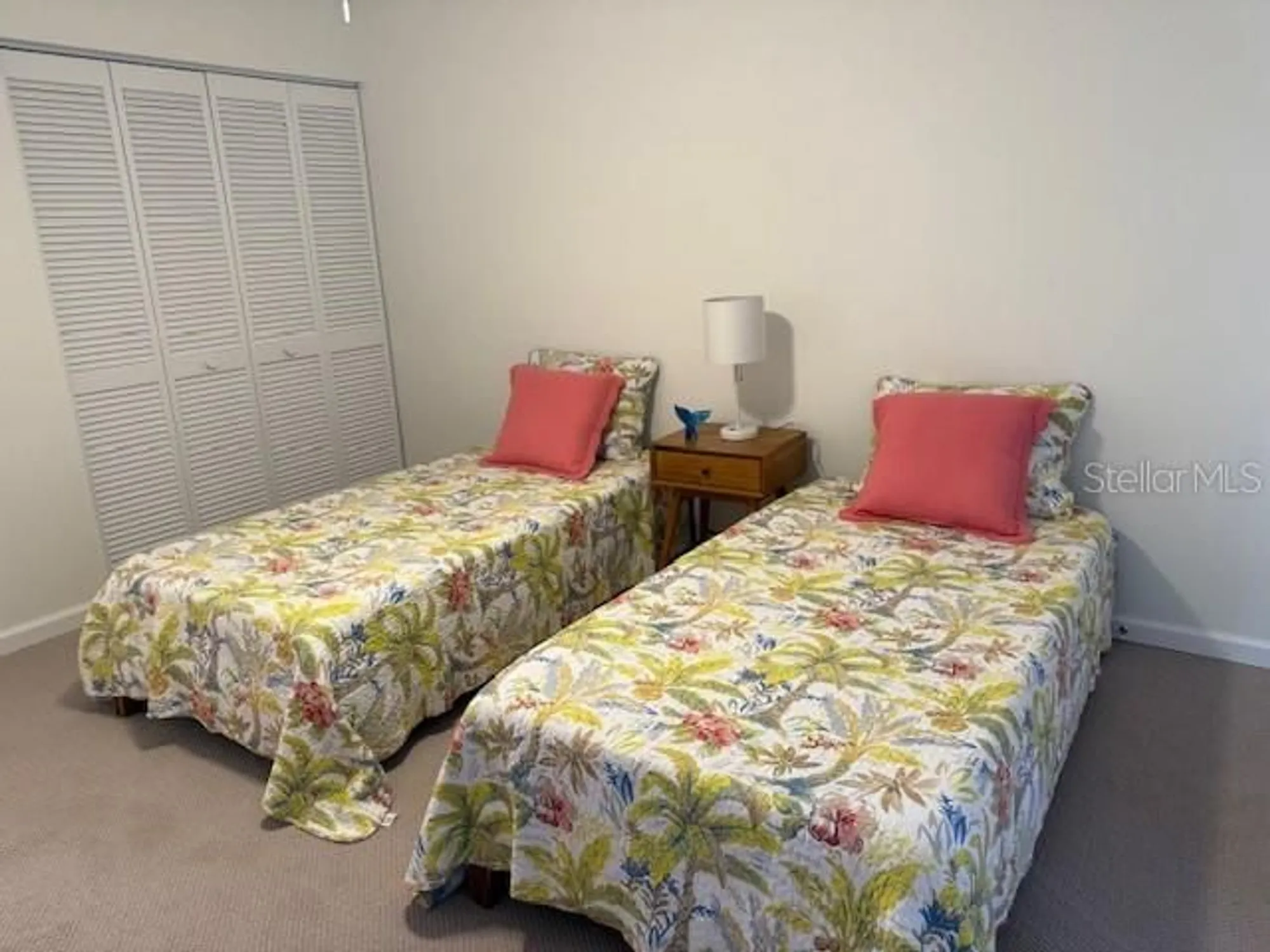 Property Slideshow image 14 of 22 | 6120 country club way 207, Sarasota, FL, 34243