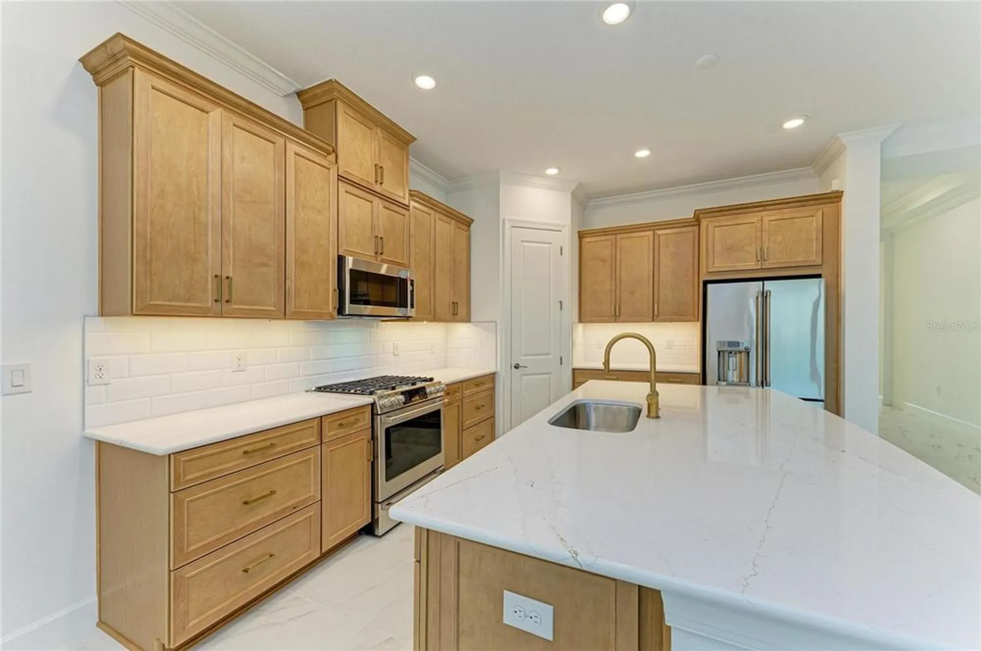 Property Slideshow image 7 of 72 | 3303 vicenza ct, Lakewood Ranch, FL, 34211