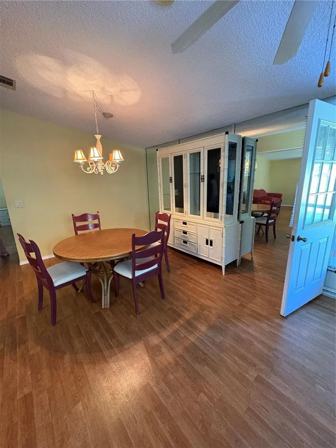 Property Slideshow image 8 of 15 | 1222 zapata pl, Lady Lake, FL, 32159