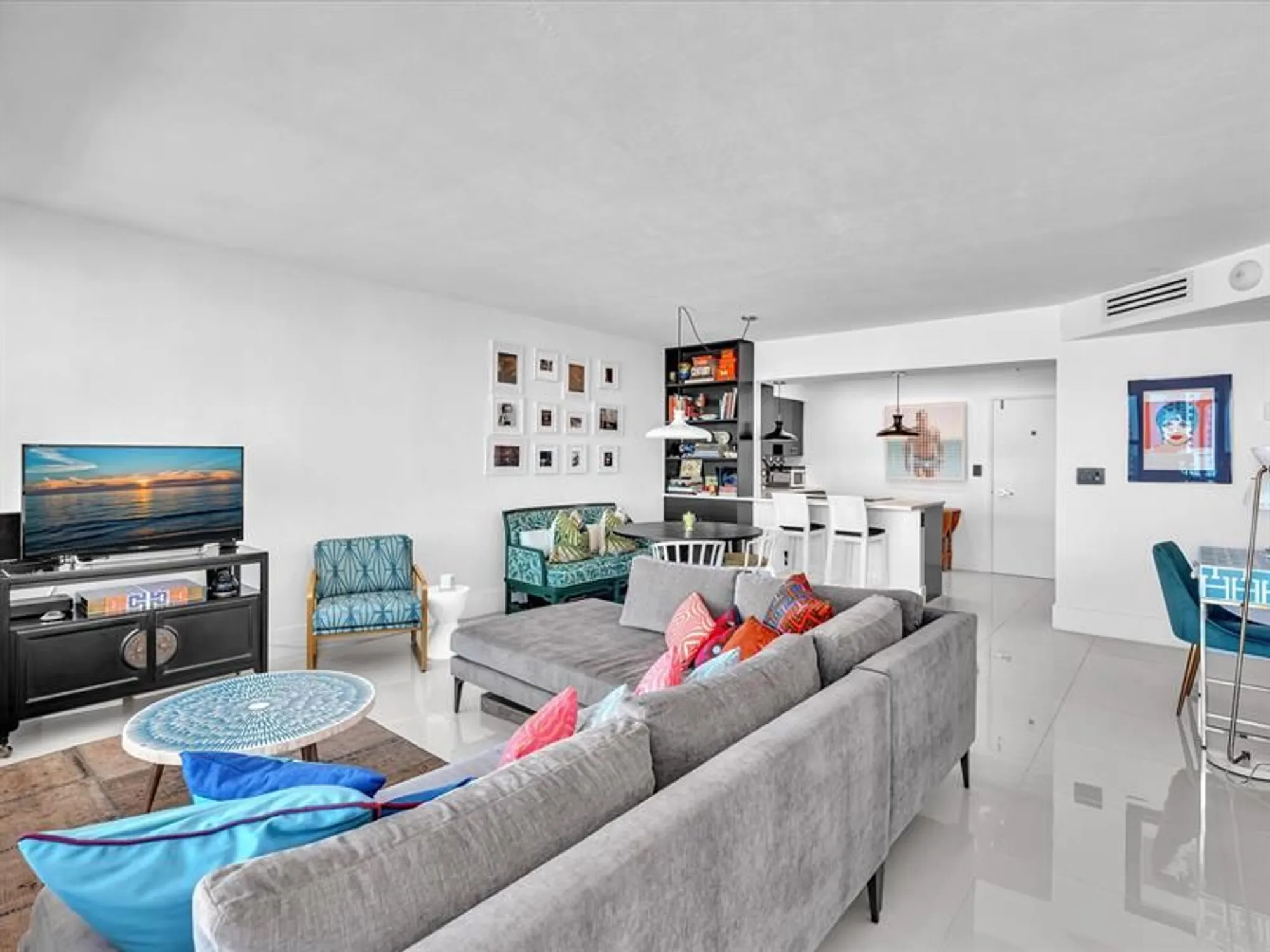 Property Slideshow image 11 of 44 | 3300 ne 36th st 714, Fort Lauderdale, FL, 33308