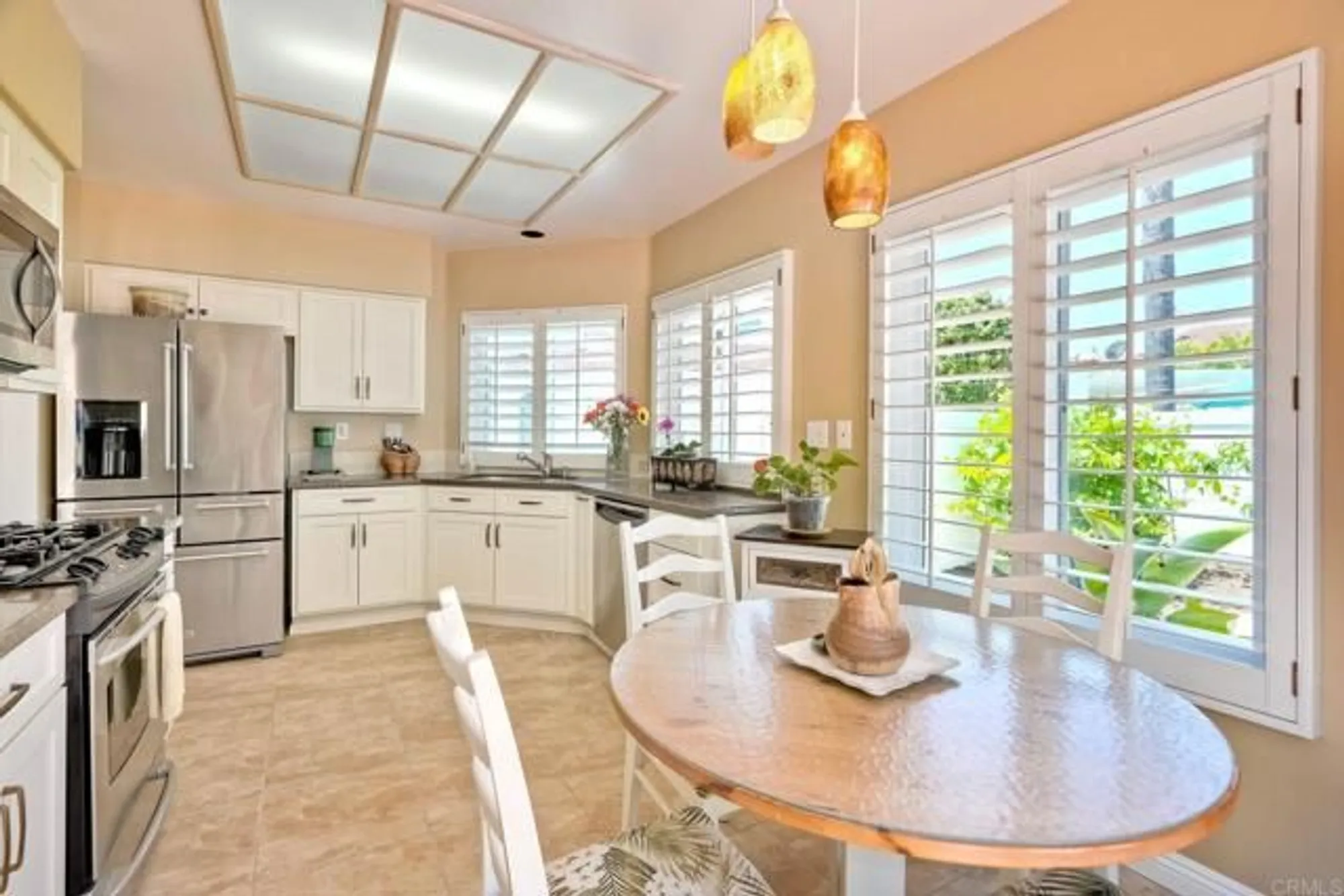 Property Slideshow image 14 of 53 | 3376 corsica way, Oceanside, CA, 92056