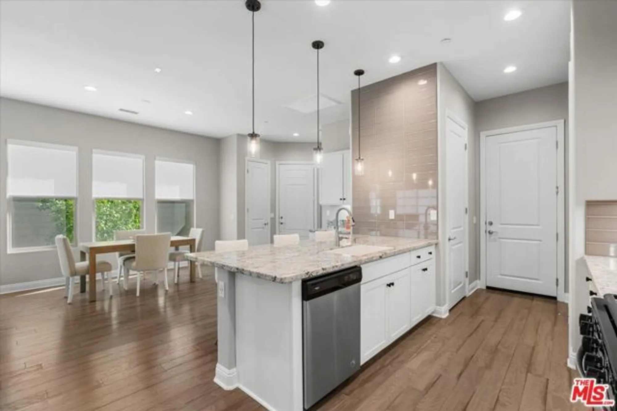 Property Slideshow image 4 of 45 | 86 burgundy, Rancho Mirage, CA, 92270