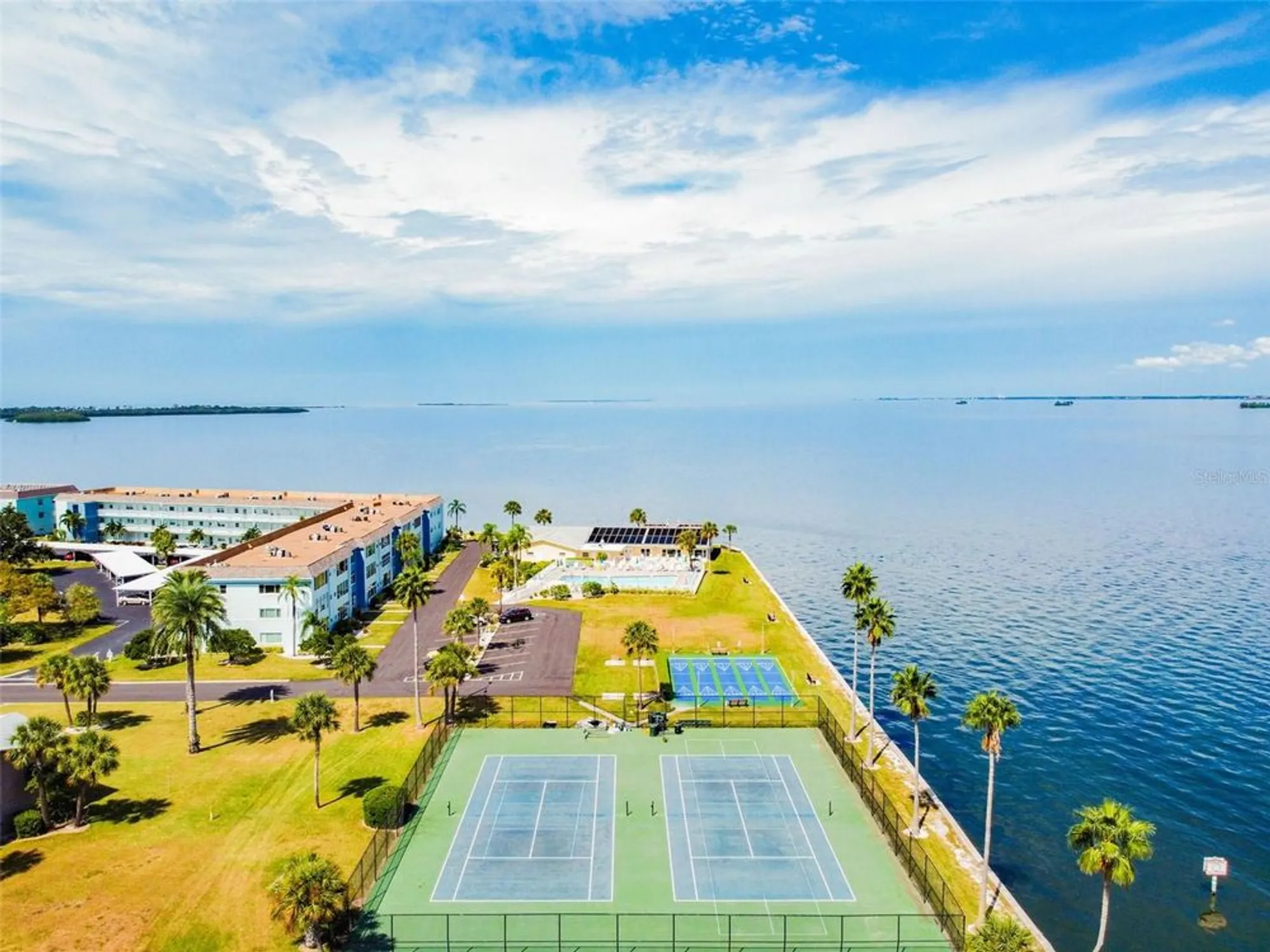 Property Slideshow image 50 of 71 | 5 gateshead dr 203, Dunedin, FL, 34698