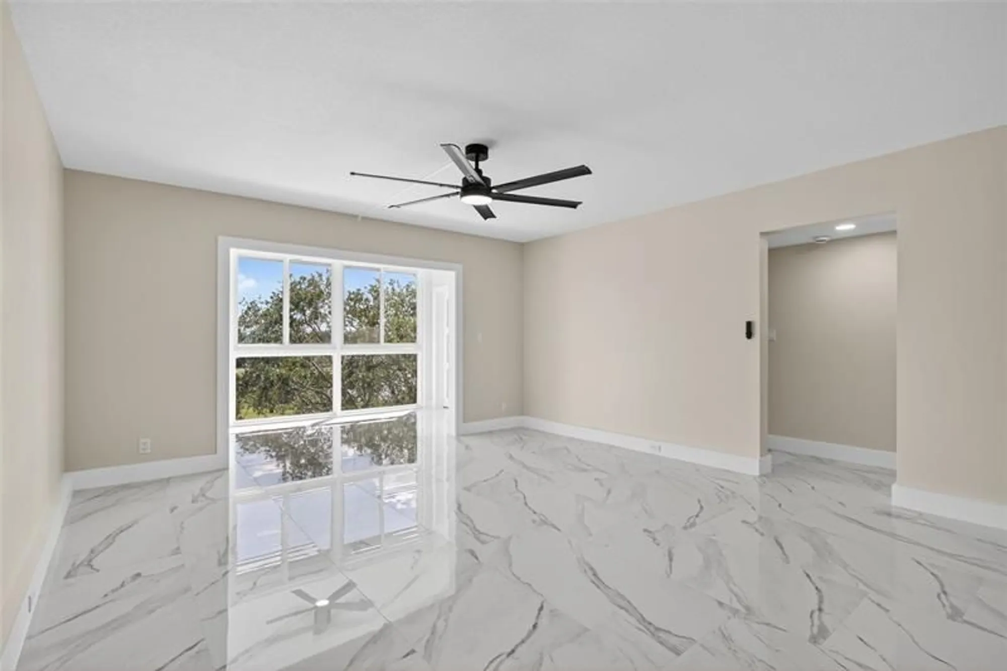 Property Slideshow image 16 of 83 | 3303 aruba way o4, Coconut Creek, FL, 33066