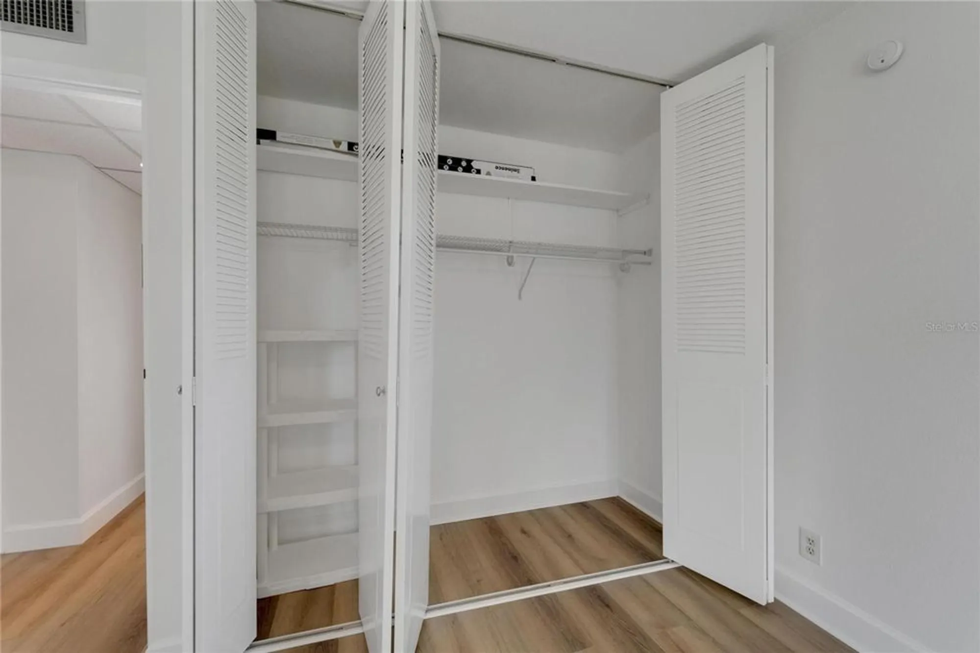 Property Slideshow image 24 of 32 | 302 andover pl s # g156, Sun City Center, FL, 33573