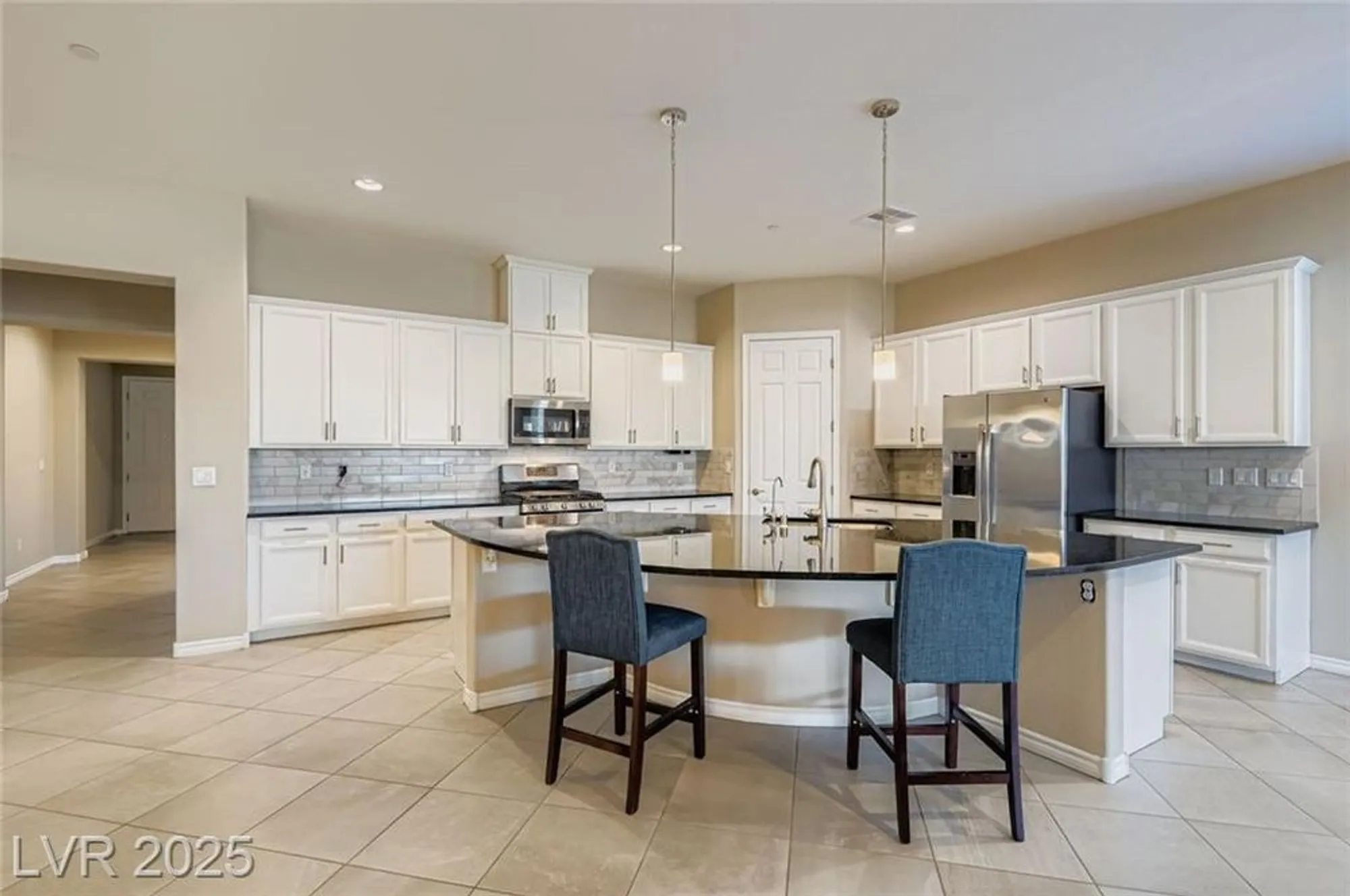 Property Slideshow image 10 of 54 | 512 heritage bridge ave, Henderson, NV, 89011