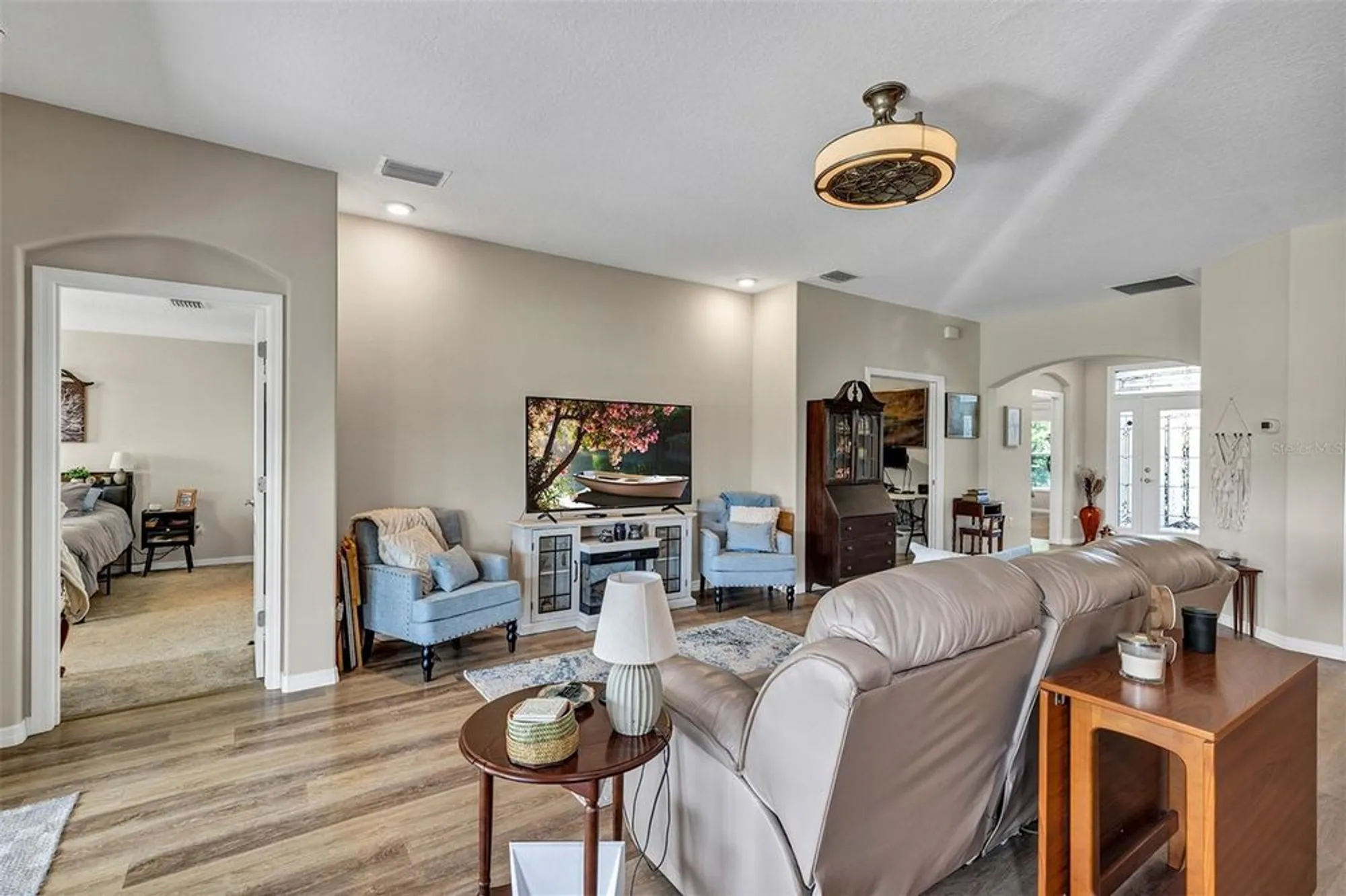 Property Slideshow image 5 of 47 | 3733 arlington ridge blvd, Leesburg, FL, 34748