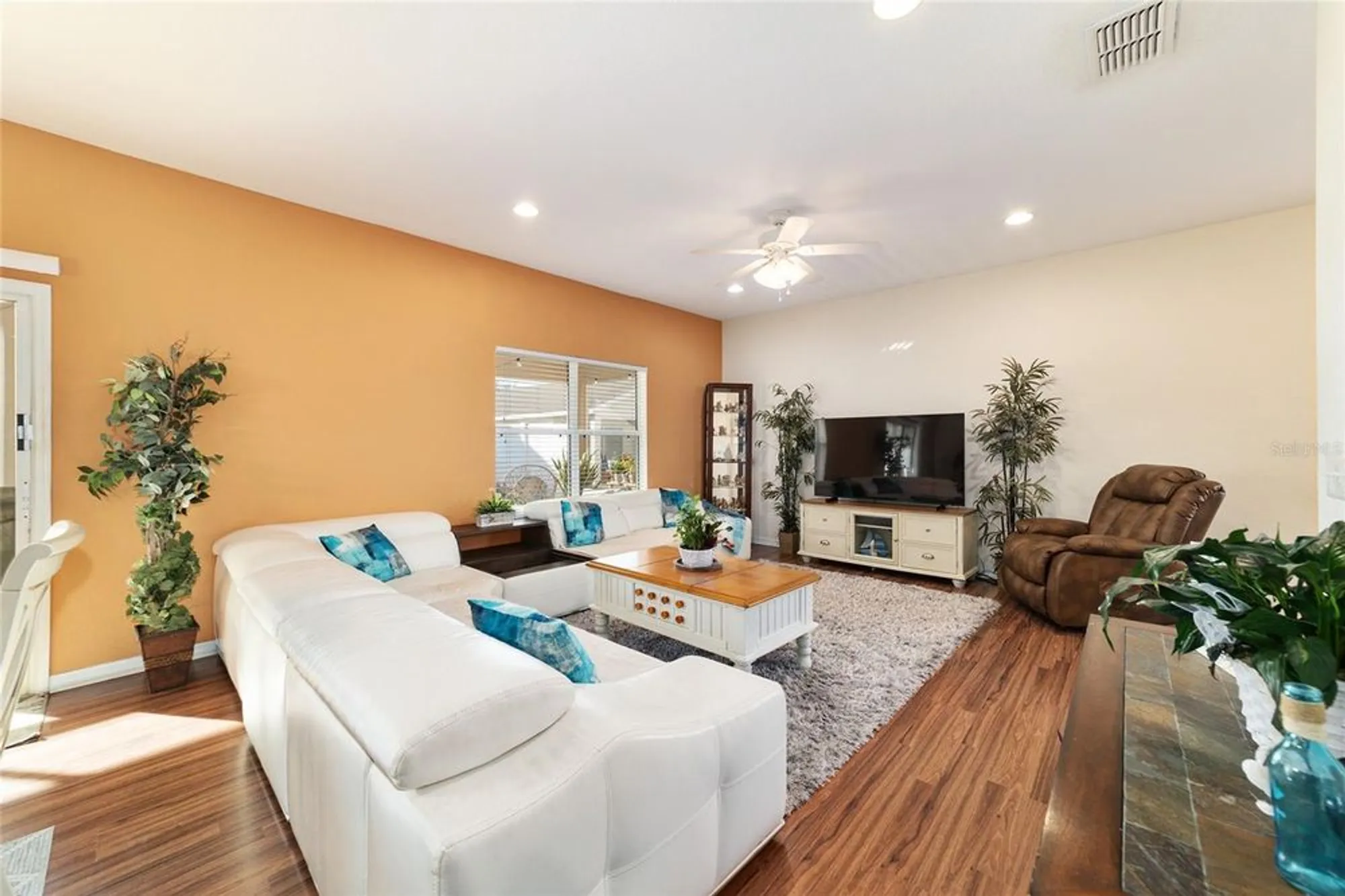 Property Slideshow image 28 of 54 | 12312 ne 48th loop, Oxford, FL, 34484