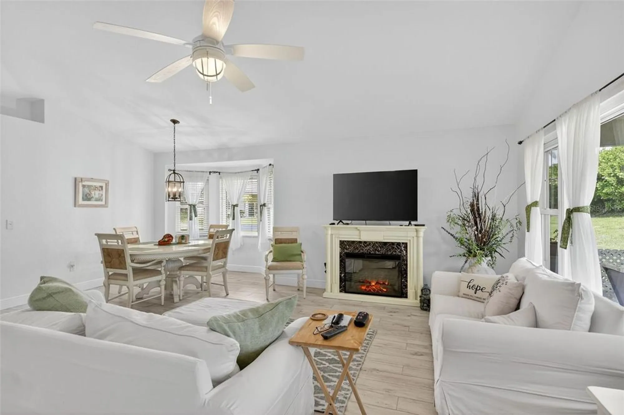 Property Slideshow image 16 of 75 | 2070 king tarpon dr, Punta Gorda, FL, 33955