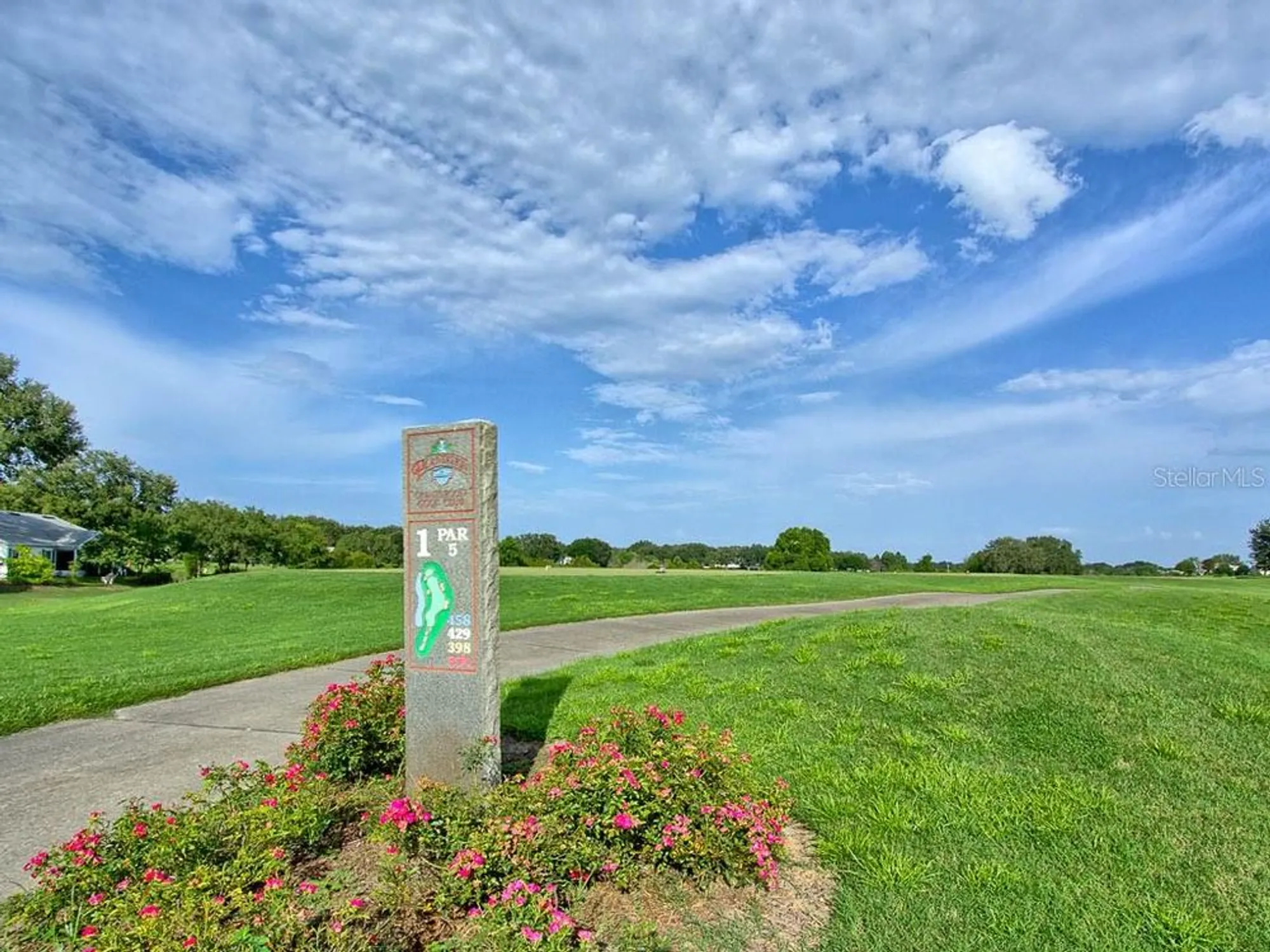 Property Slideshow image 20 of 26 | 25212 clifford hl, Leesburg, FL, 34748