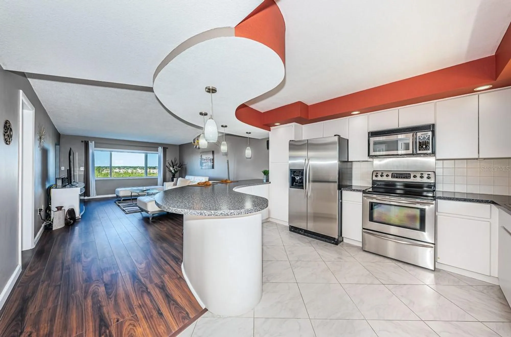 Property Slideshow image 3 of 54 | 4725 cove cir apt 604, Saint Petersburg, FL, 33708