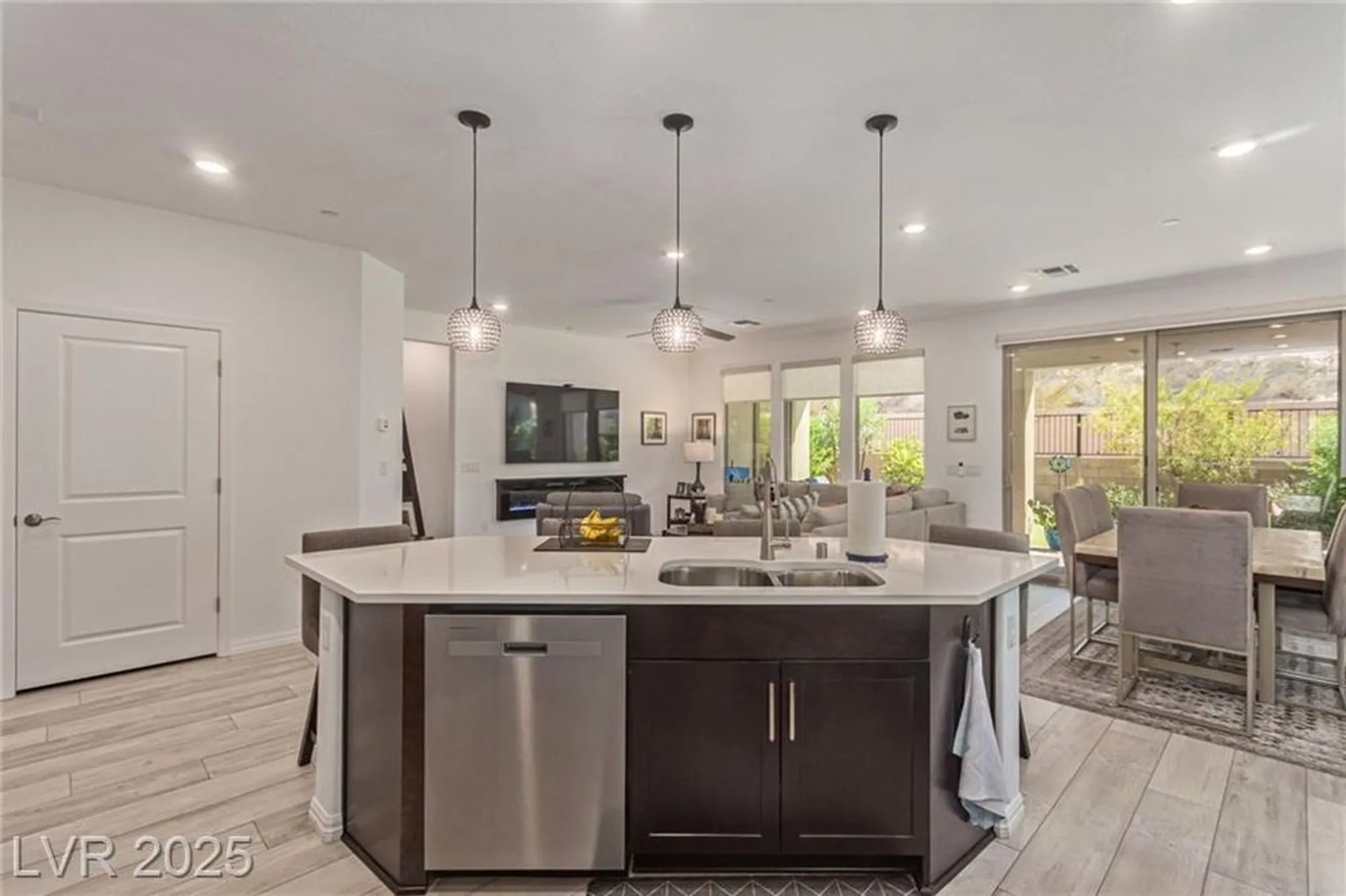 Property Slideshow image 13 of 58 | 29 mirage view dr, Henderson, NV, 89011