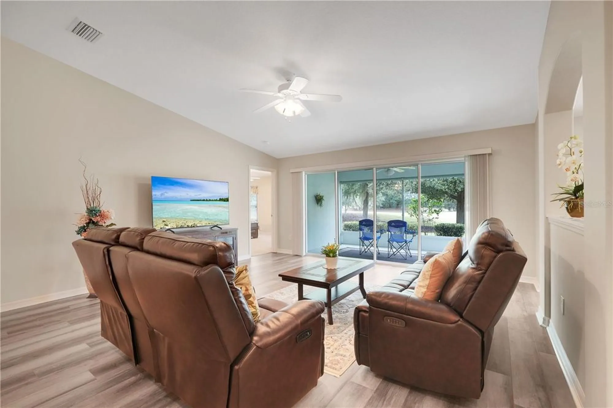 Property Slideshow image 6 of 32 | 26931 camerons run, Leesburg, FL, 34748