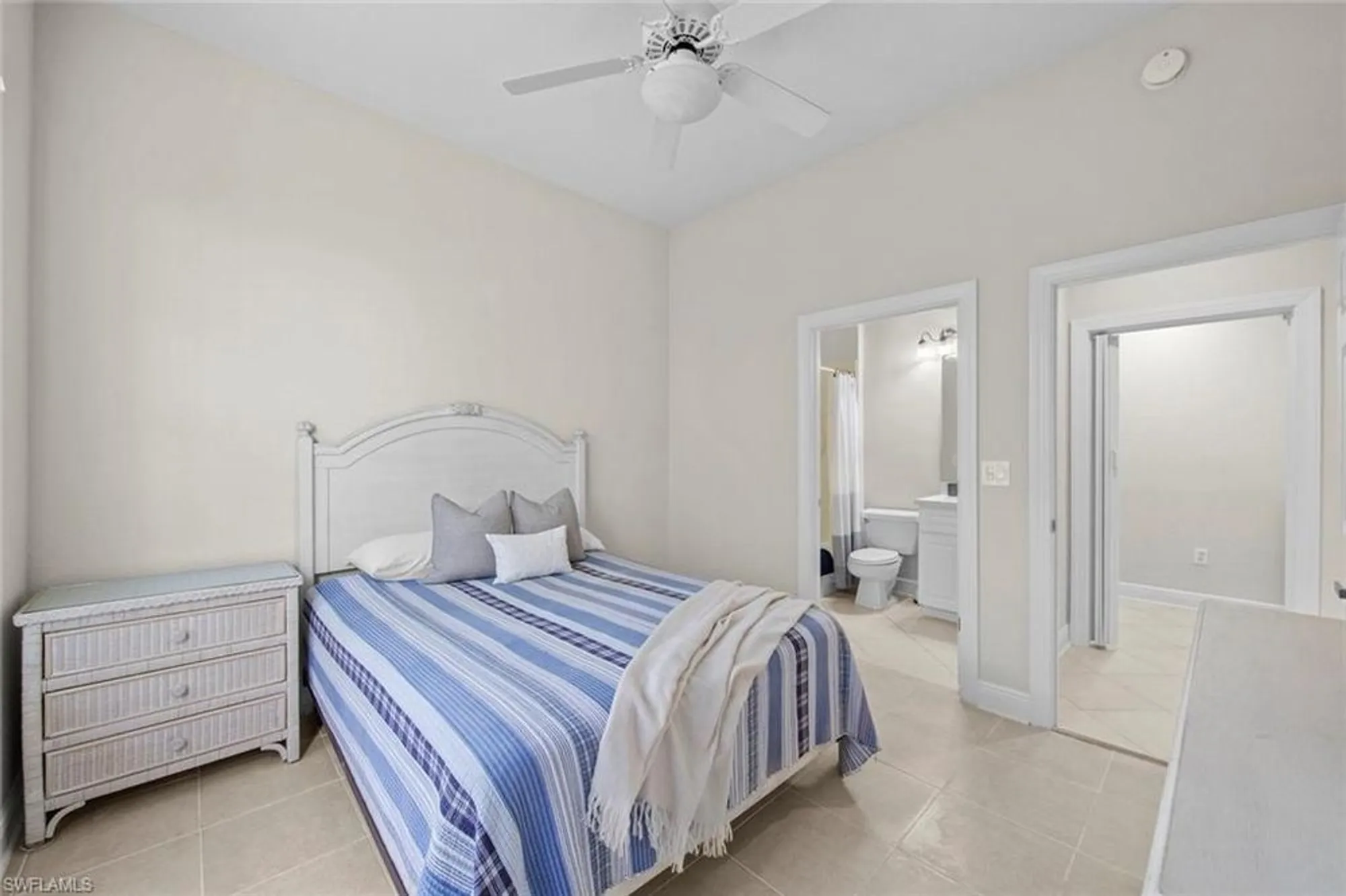 Property Slideshow image 27 of 50 | 26670 egrets landing dr 102, Bonita Springs, FL, 34134